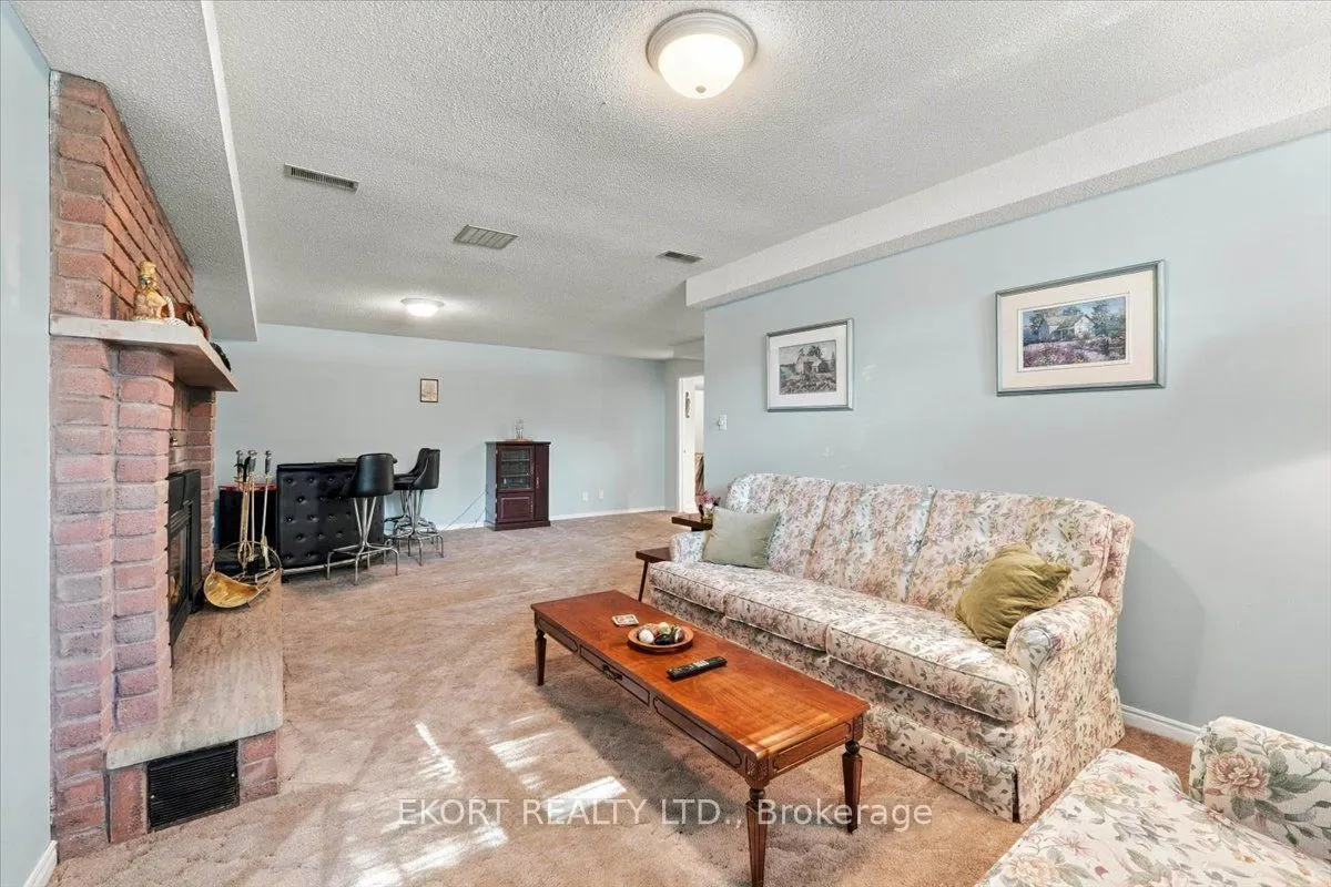 81 Parkview Heights