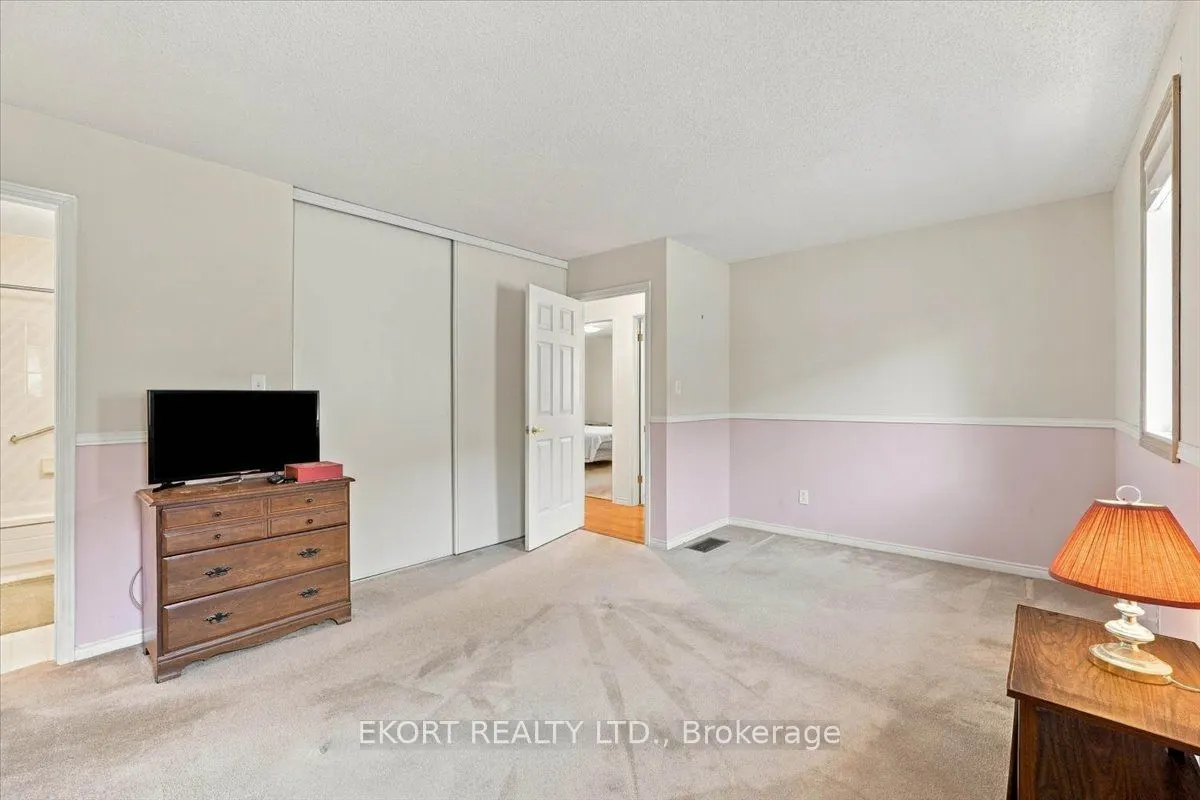 81 Parkview Heights