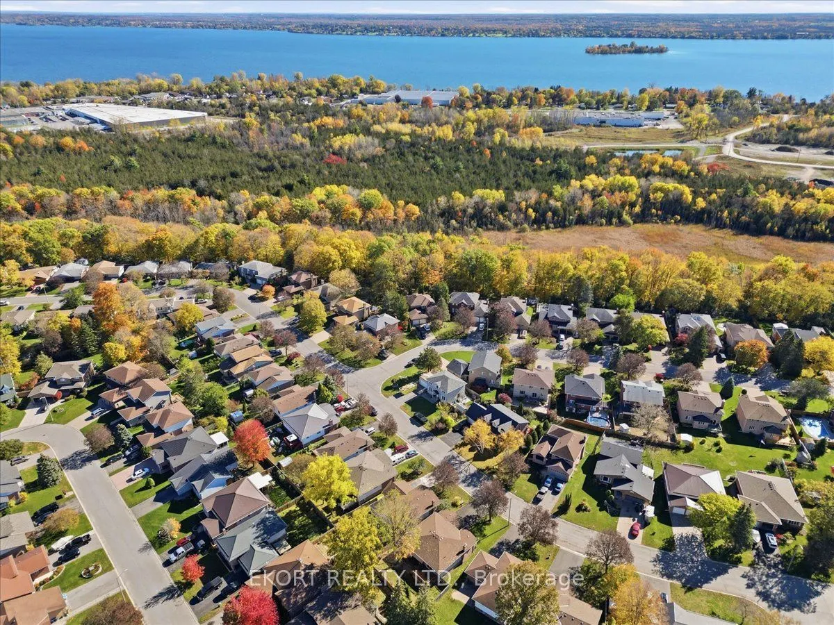 81 Parkview Heights