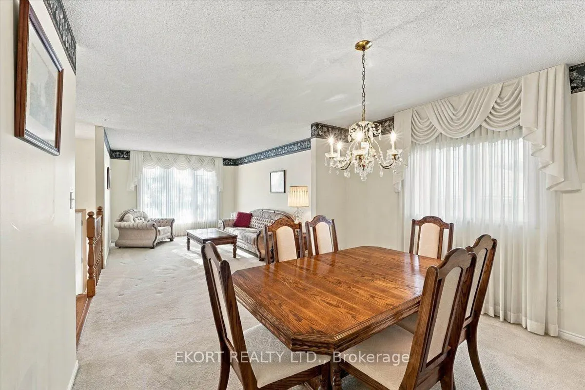 81 Parkview Heights