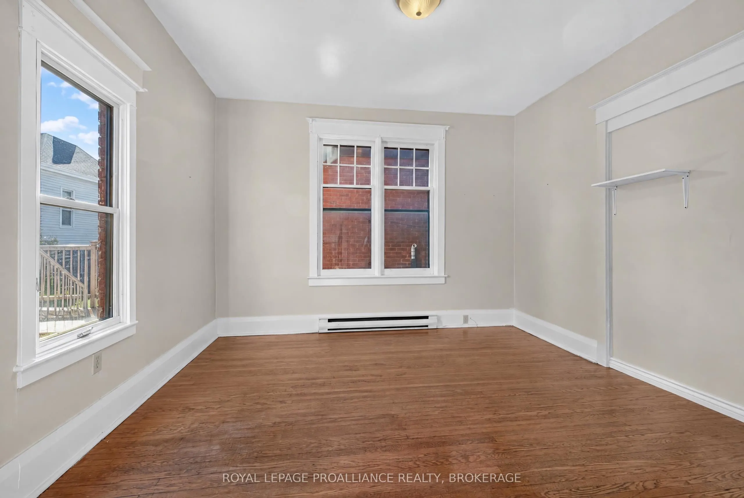 558 Brock Street
