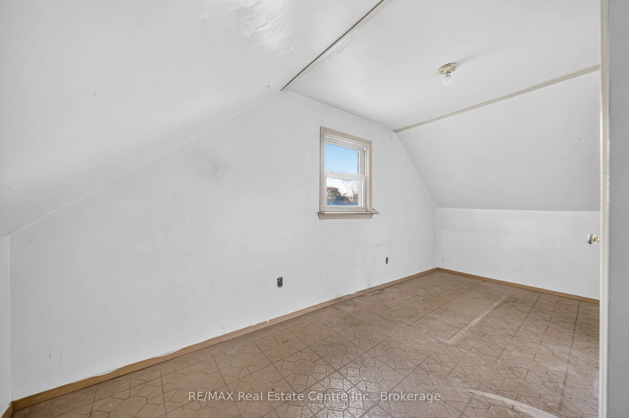439 Alice Avenue