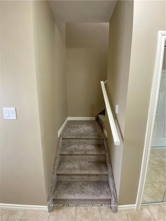 960 BITTERBUSH Crescent #17
