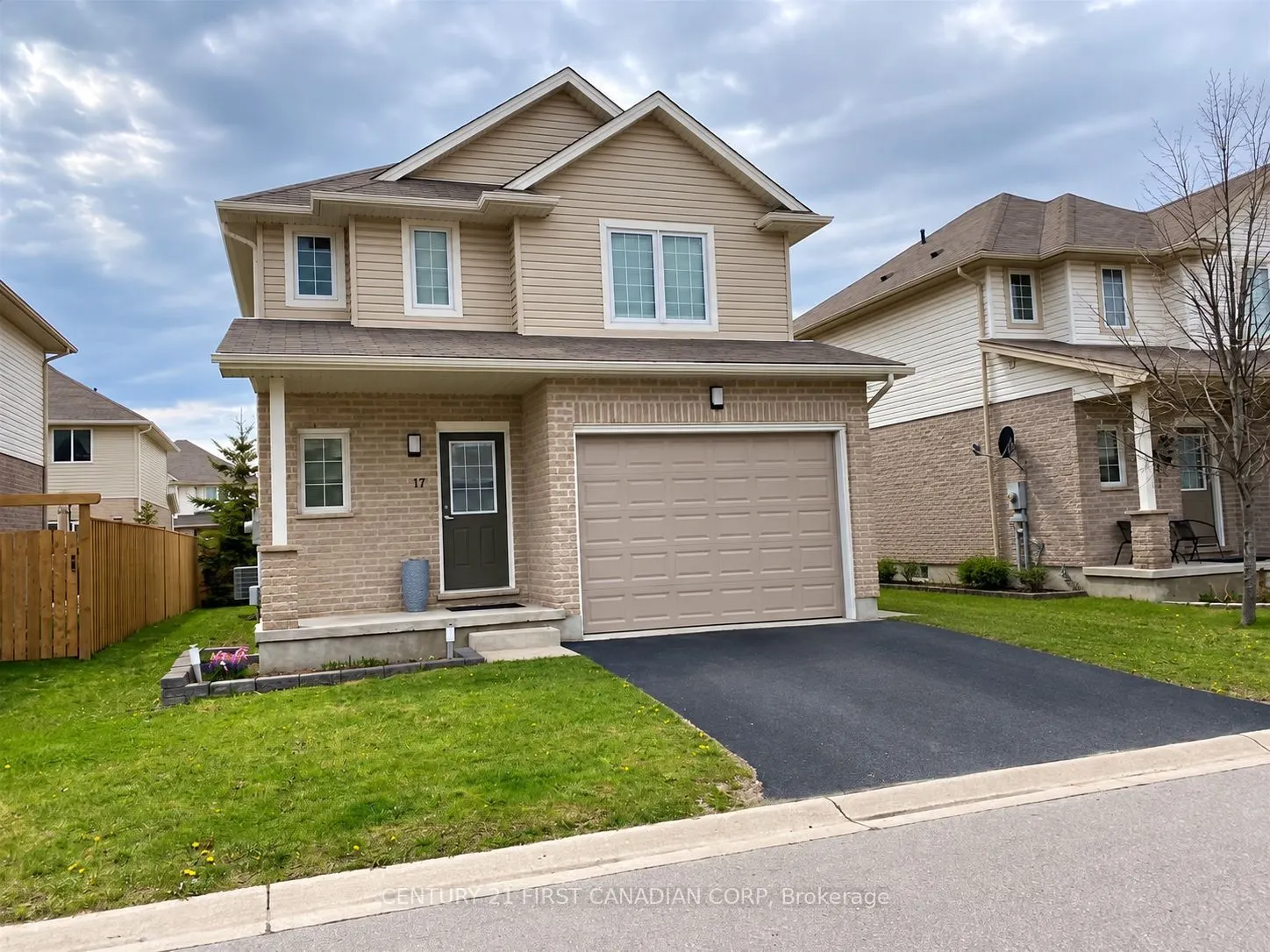 960 BITTERBUSH Crescent #17