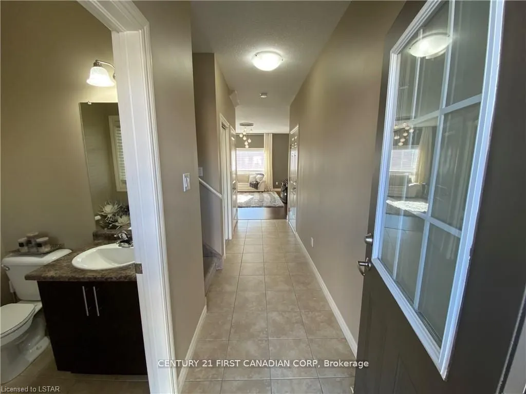 960 BITTERBUSH Crescent #17