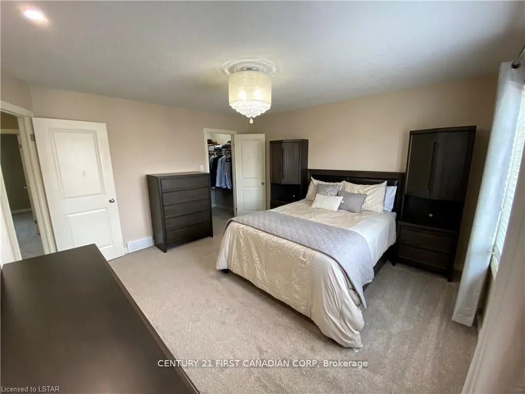 960 BITTERBUSH Crescent #17