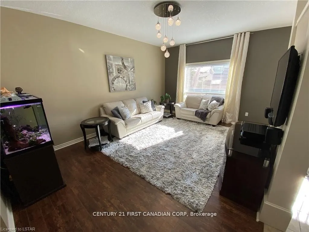 960 BITTERBUSH Crescent #17