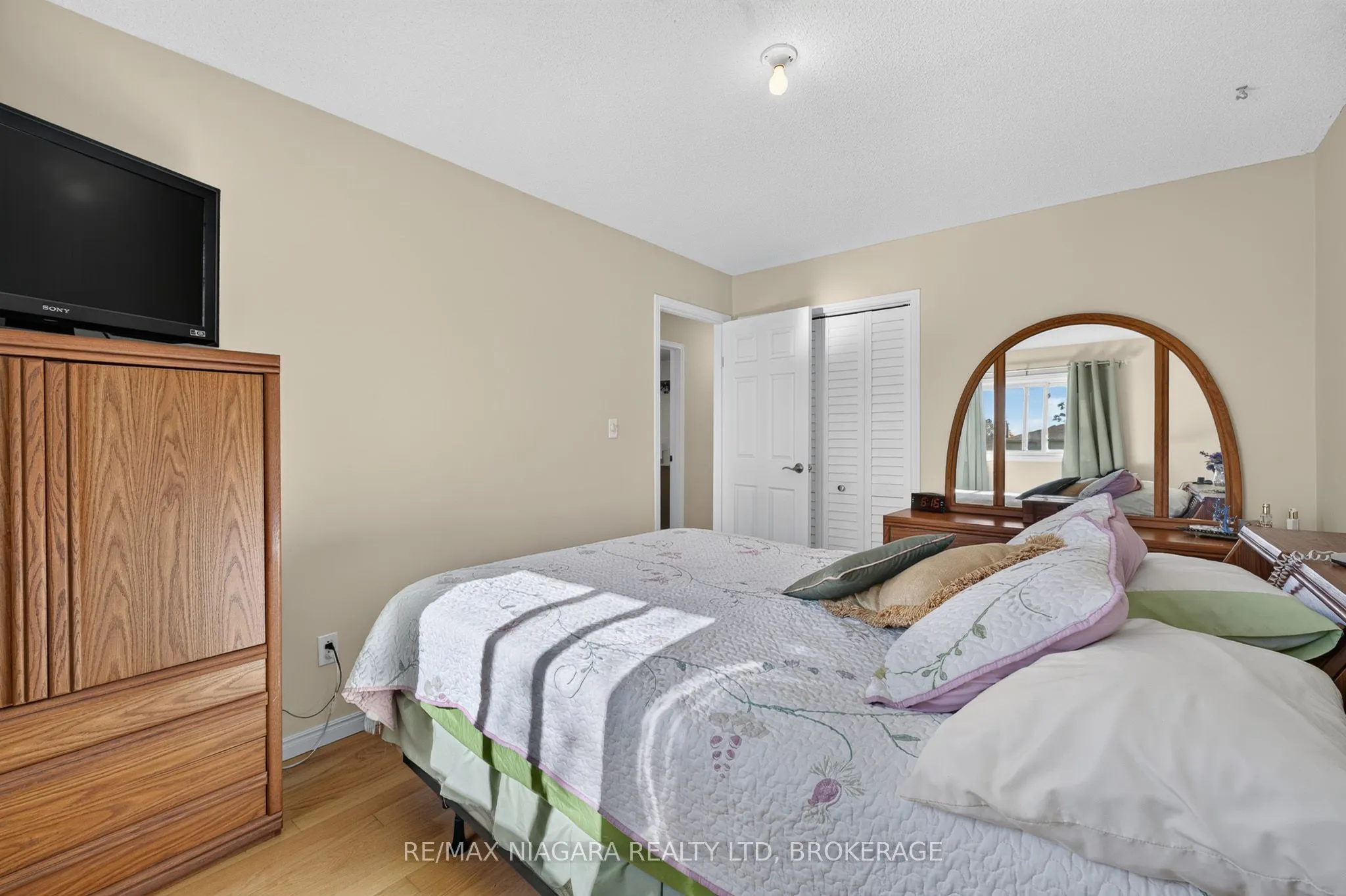 8230 Lexington Court