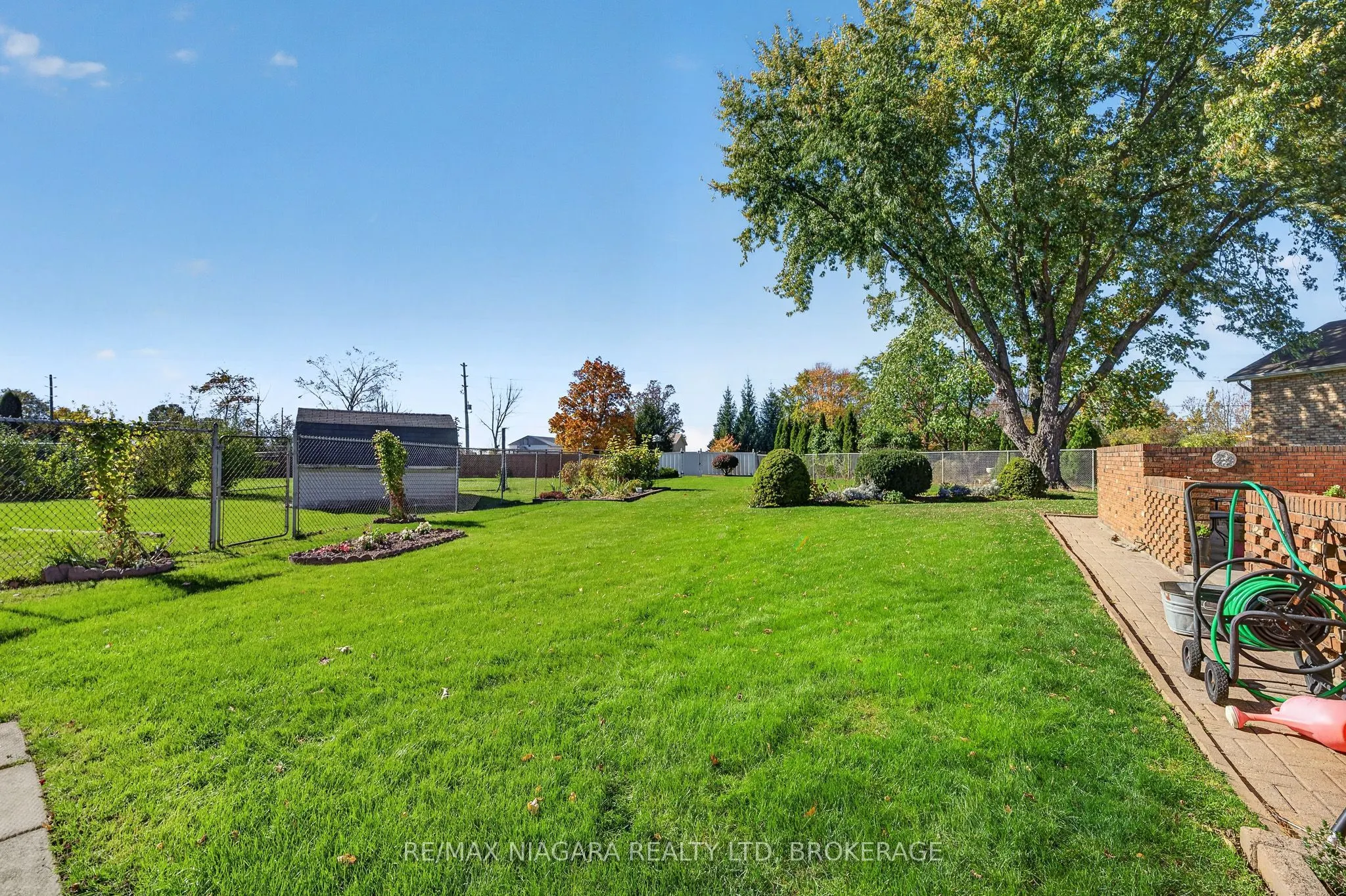 8230 Lexington Court