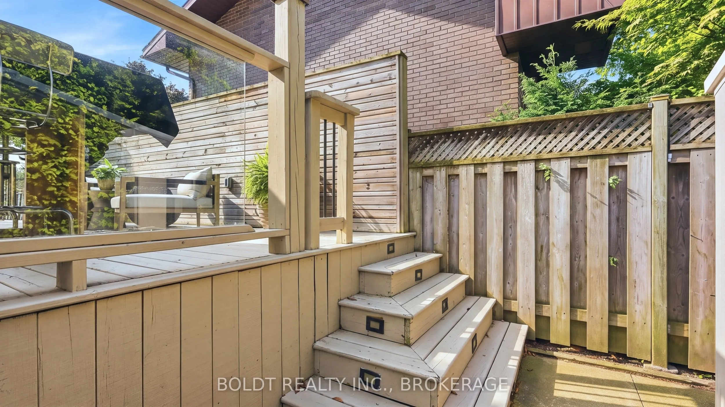 15 The Cedars Street