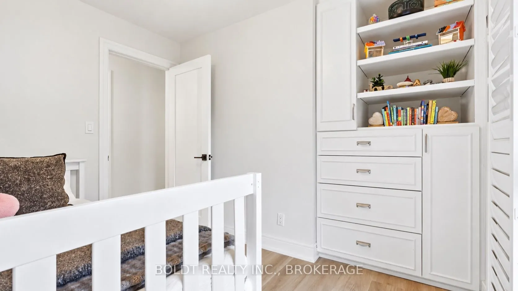 15 The Cedars Street