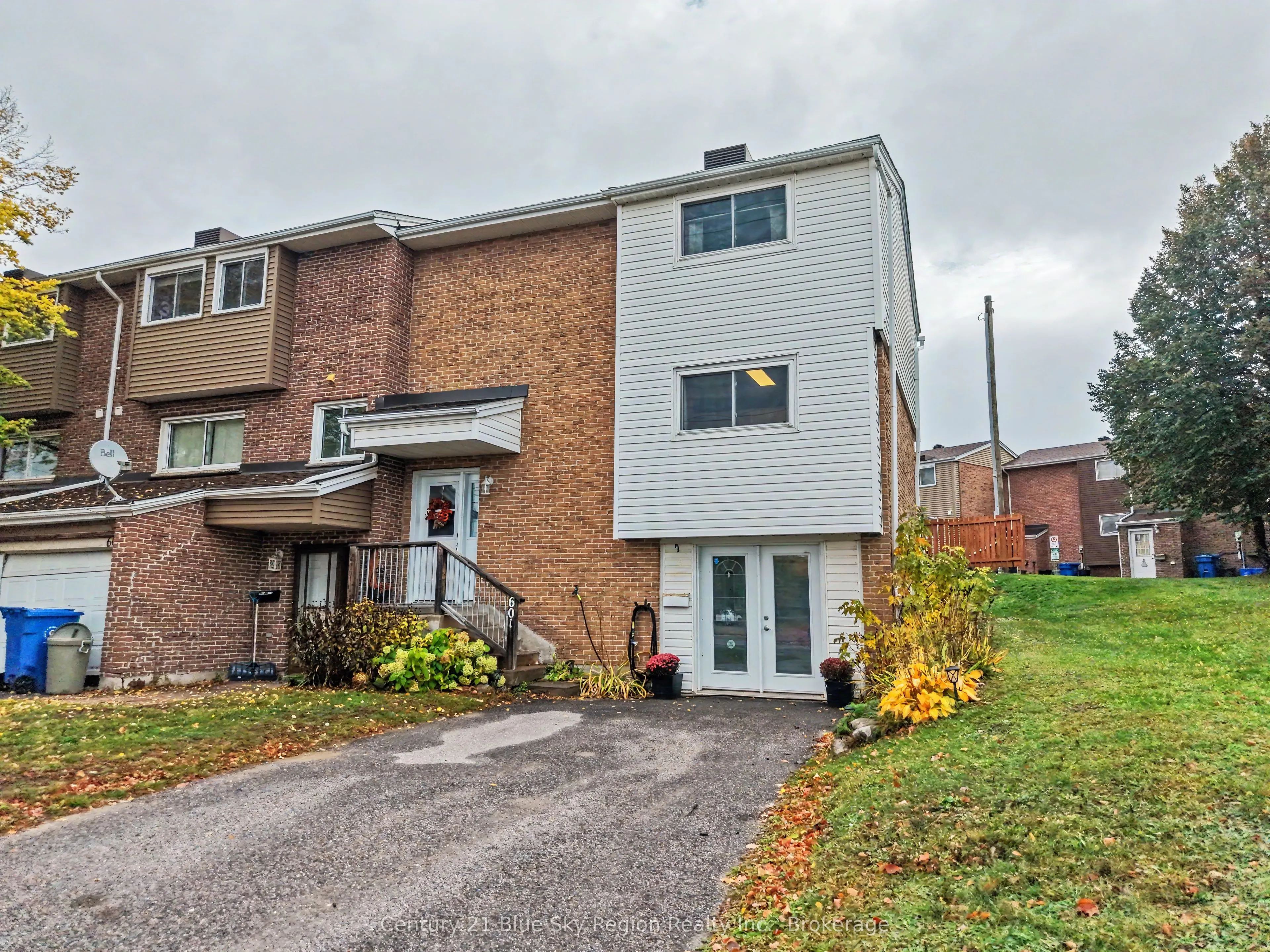 601 Gormanville Road #601