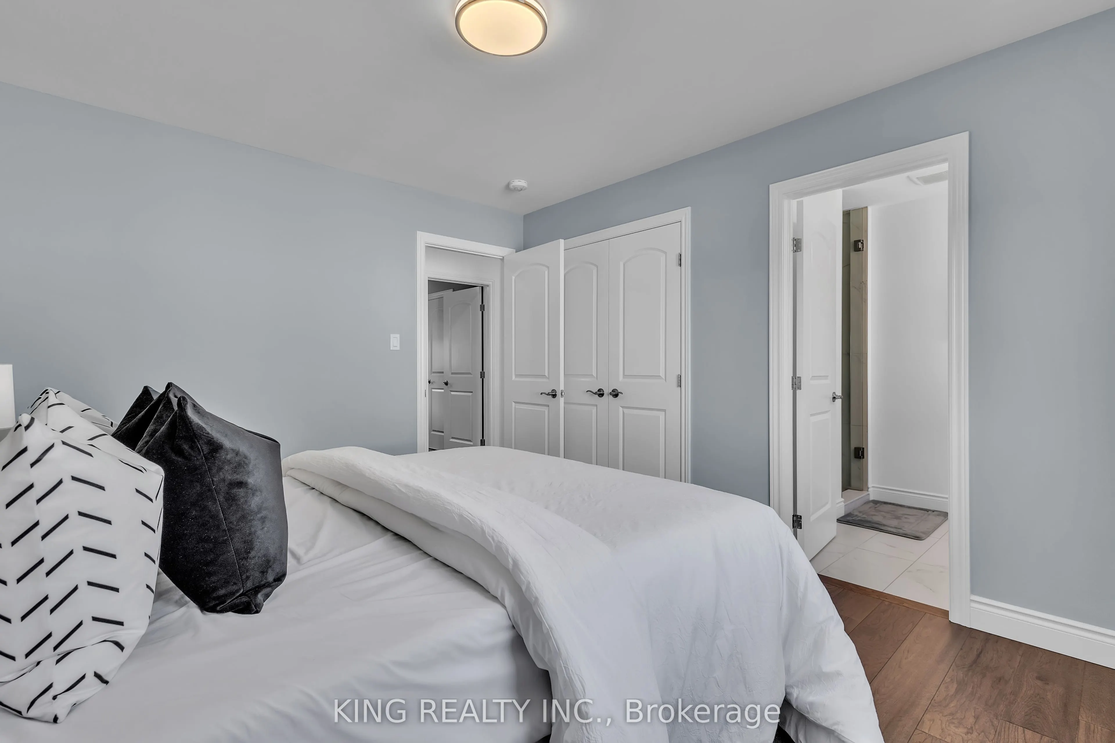 1464 Medway Park Drive
