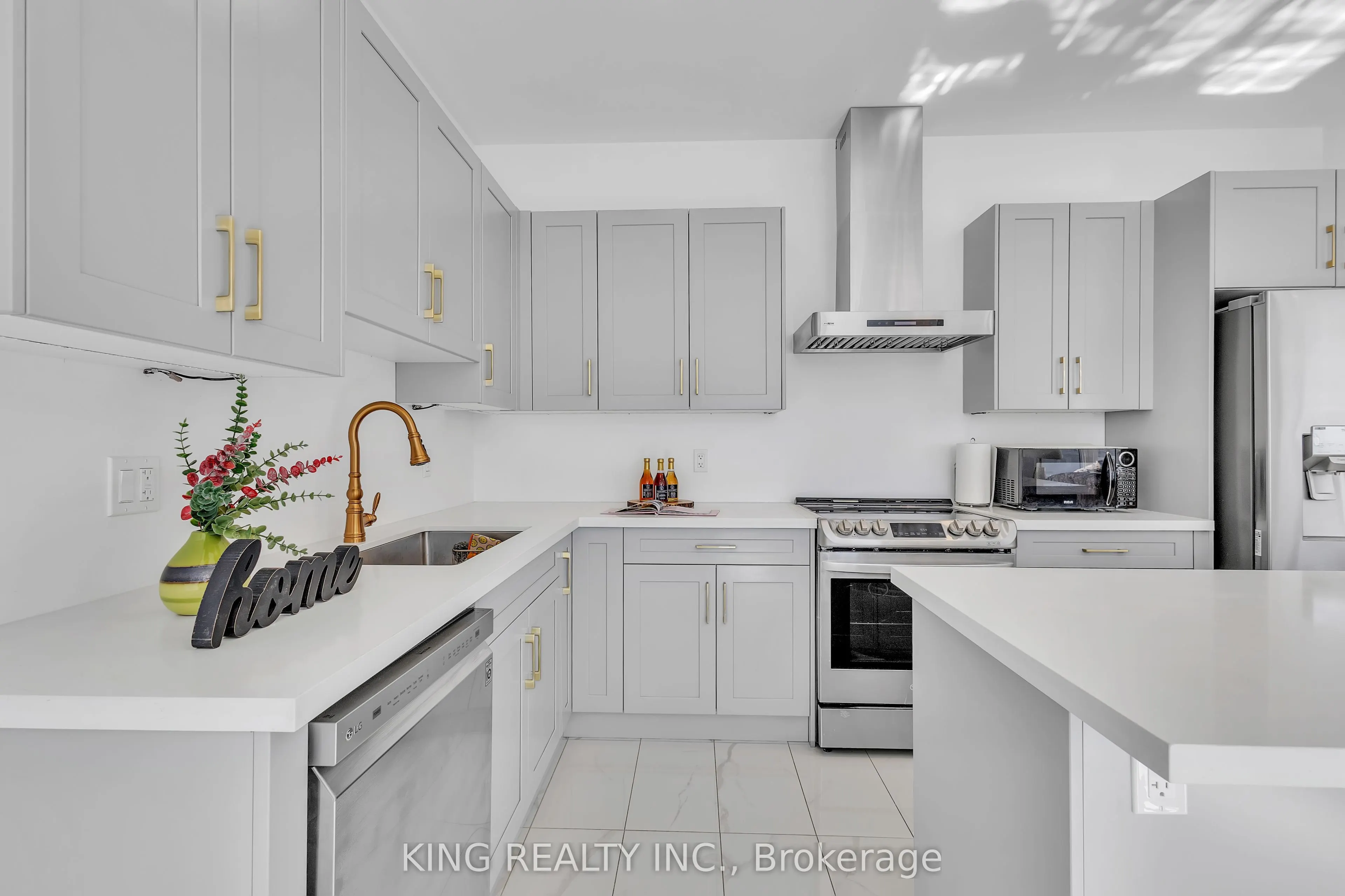 1464 Medway Park Drive