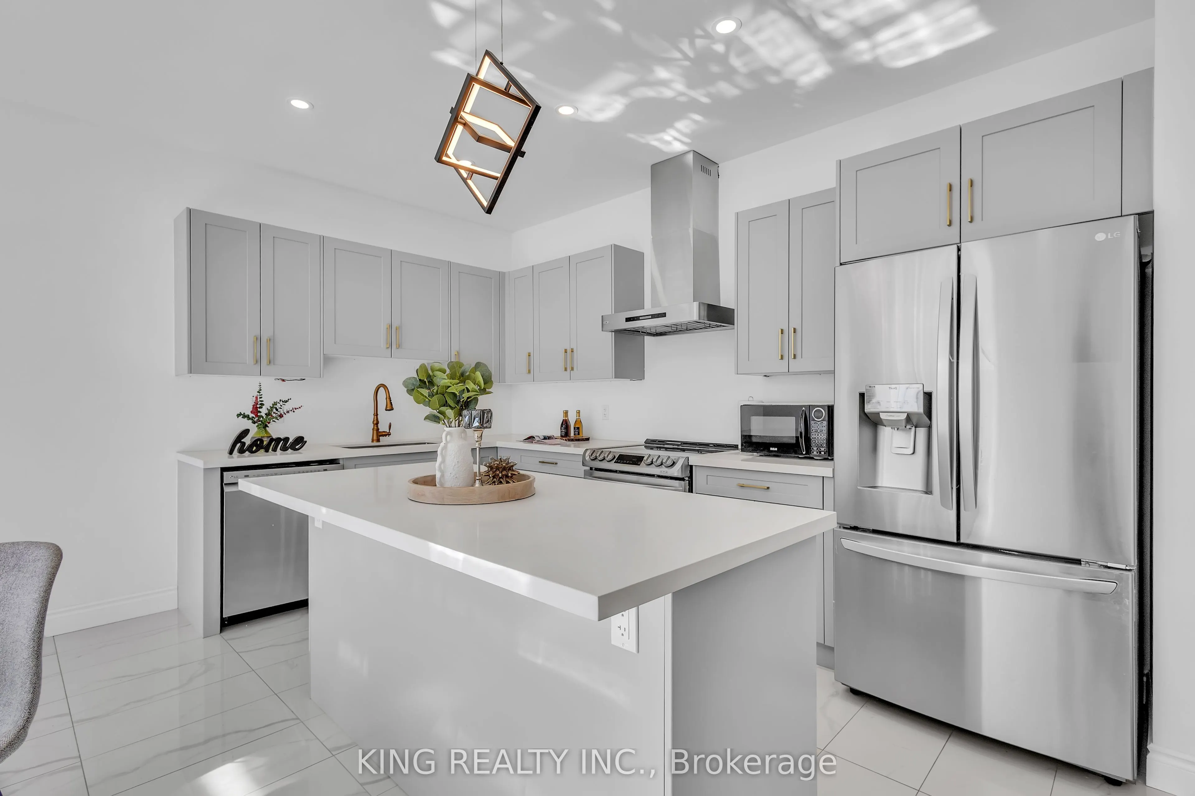 1464 Medway Park Drive