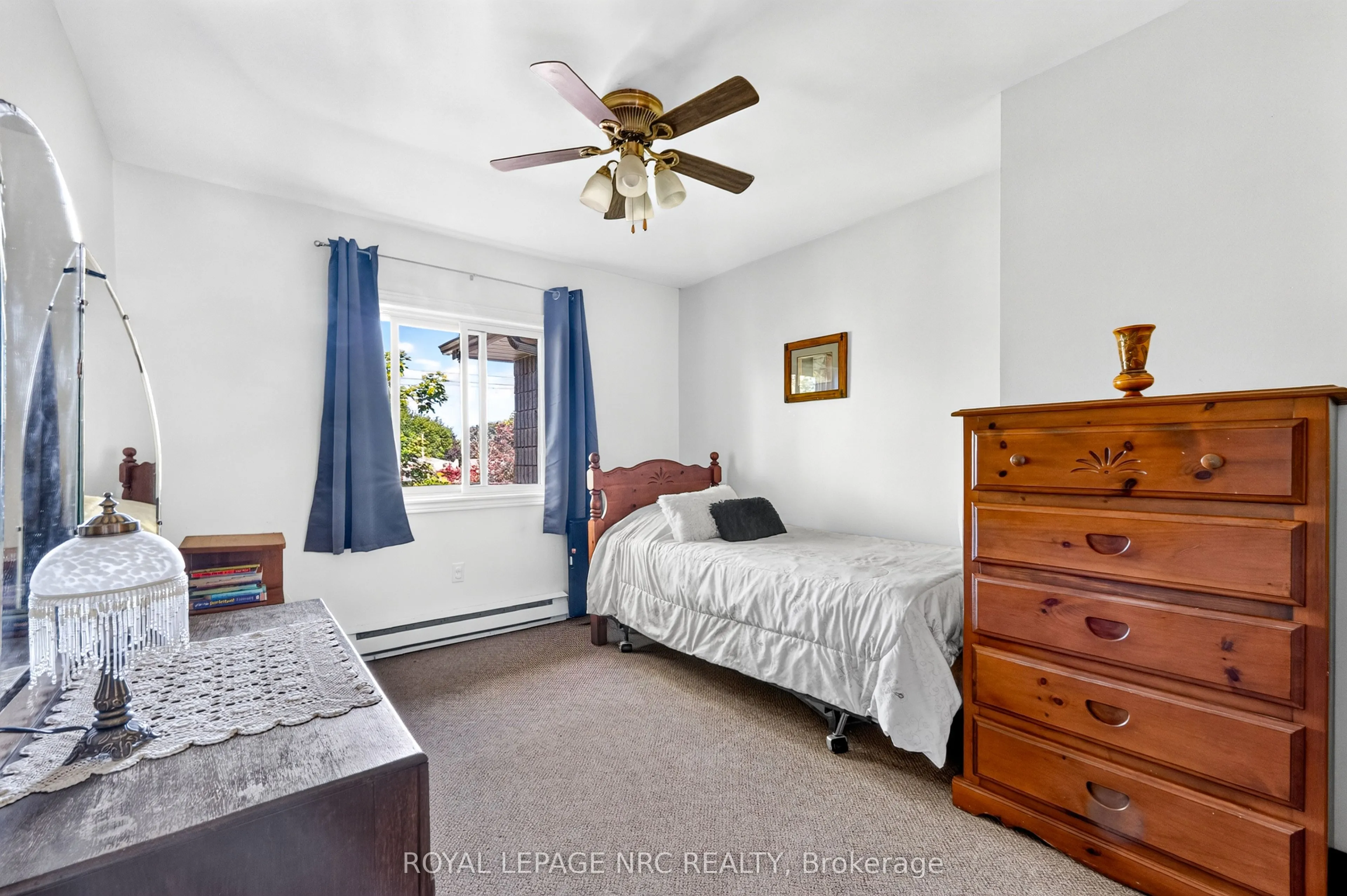 72 Main Street E #327