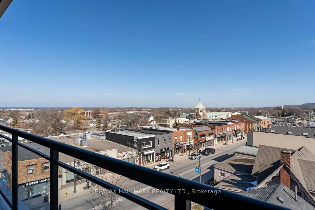 5002 King Street #403