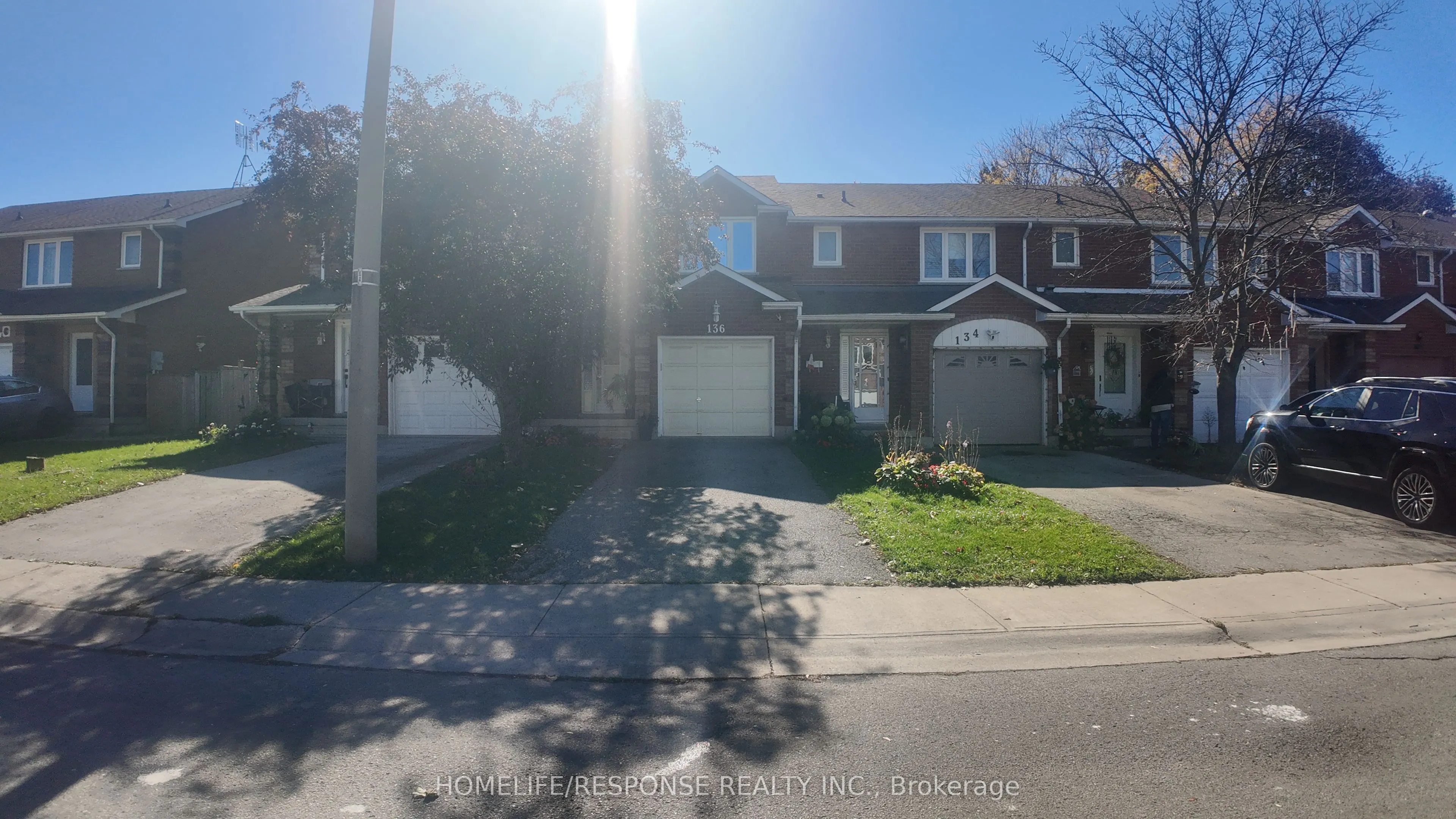 136 ESSLING Avenue