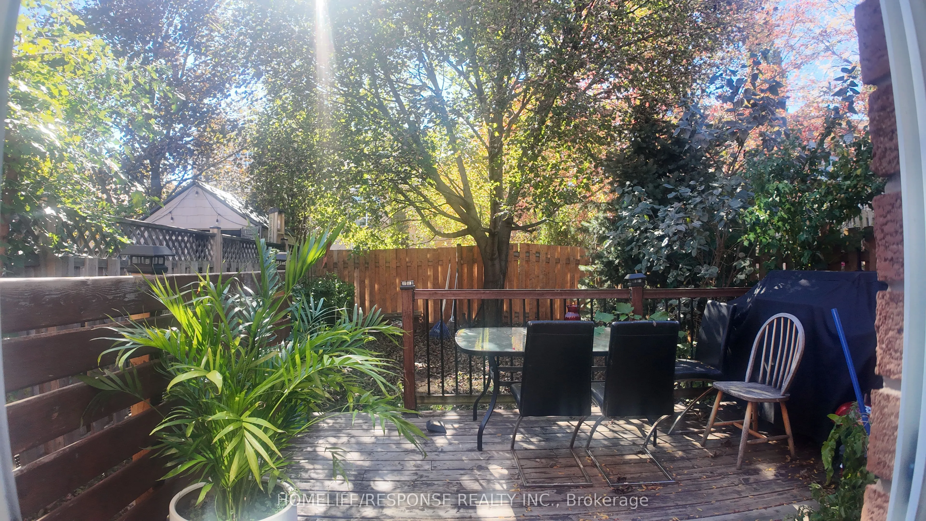 136 ESSLING Avenue