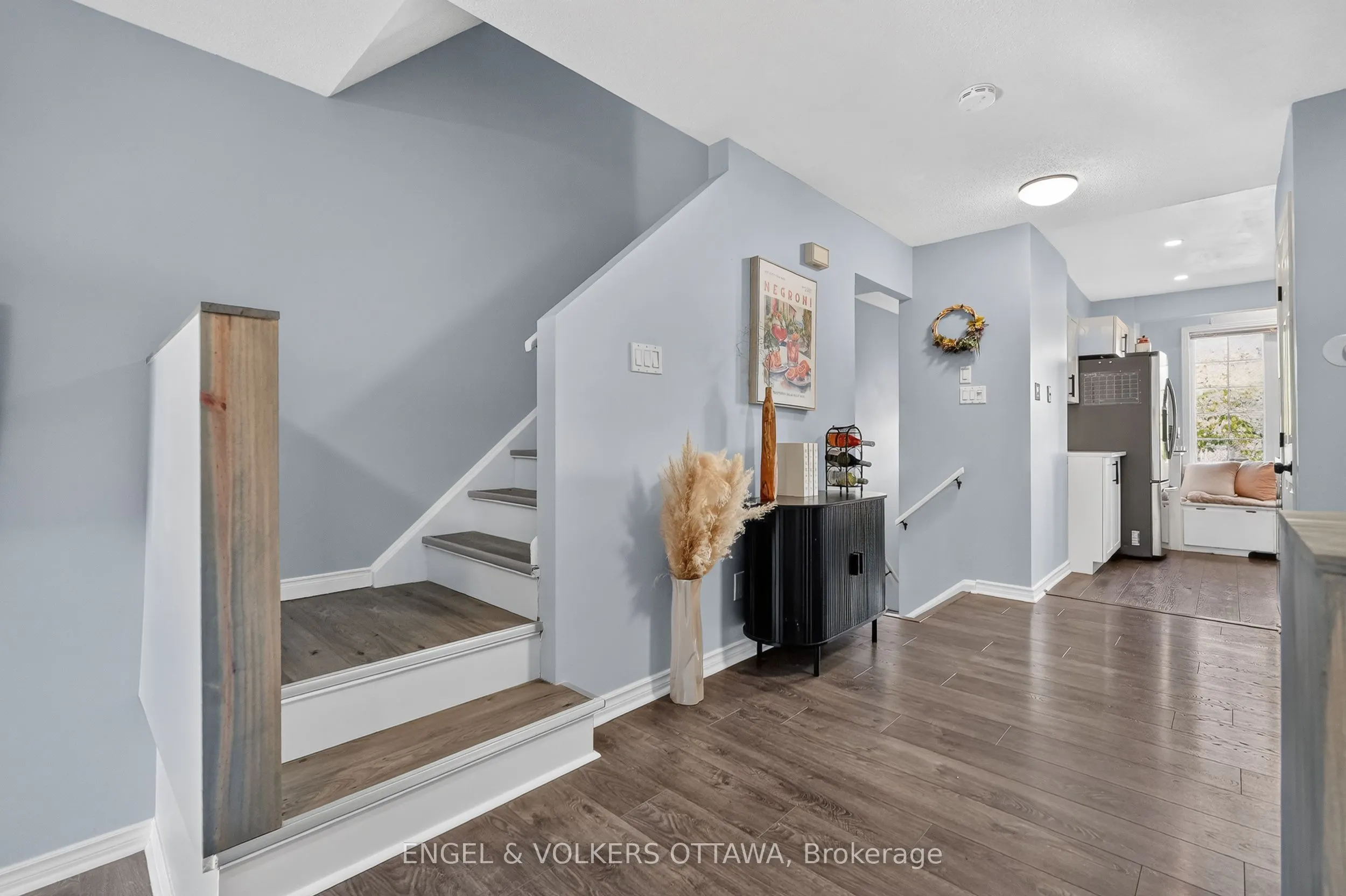 1160 Belanger Avenue #10