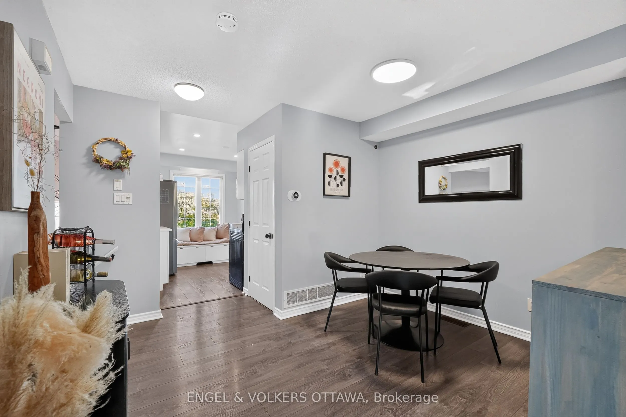 1160 Belanger Avenue #10