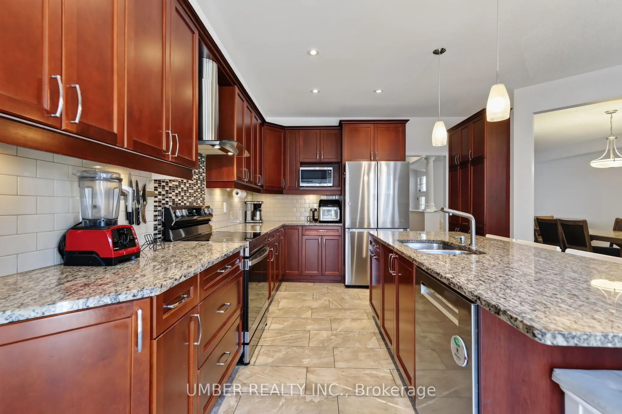 305 Bobolink Ridge