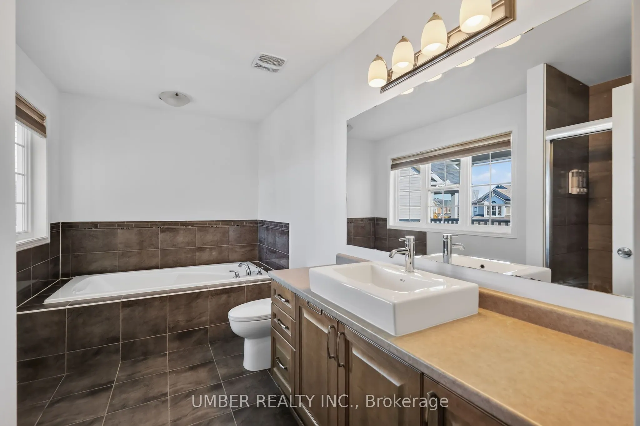 305 Bobolink Ridge