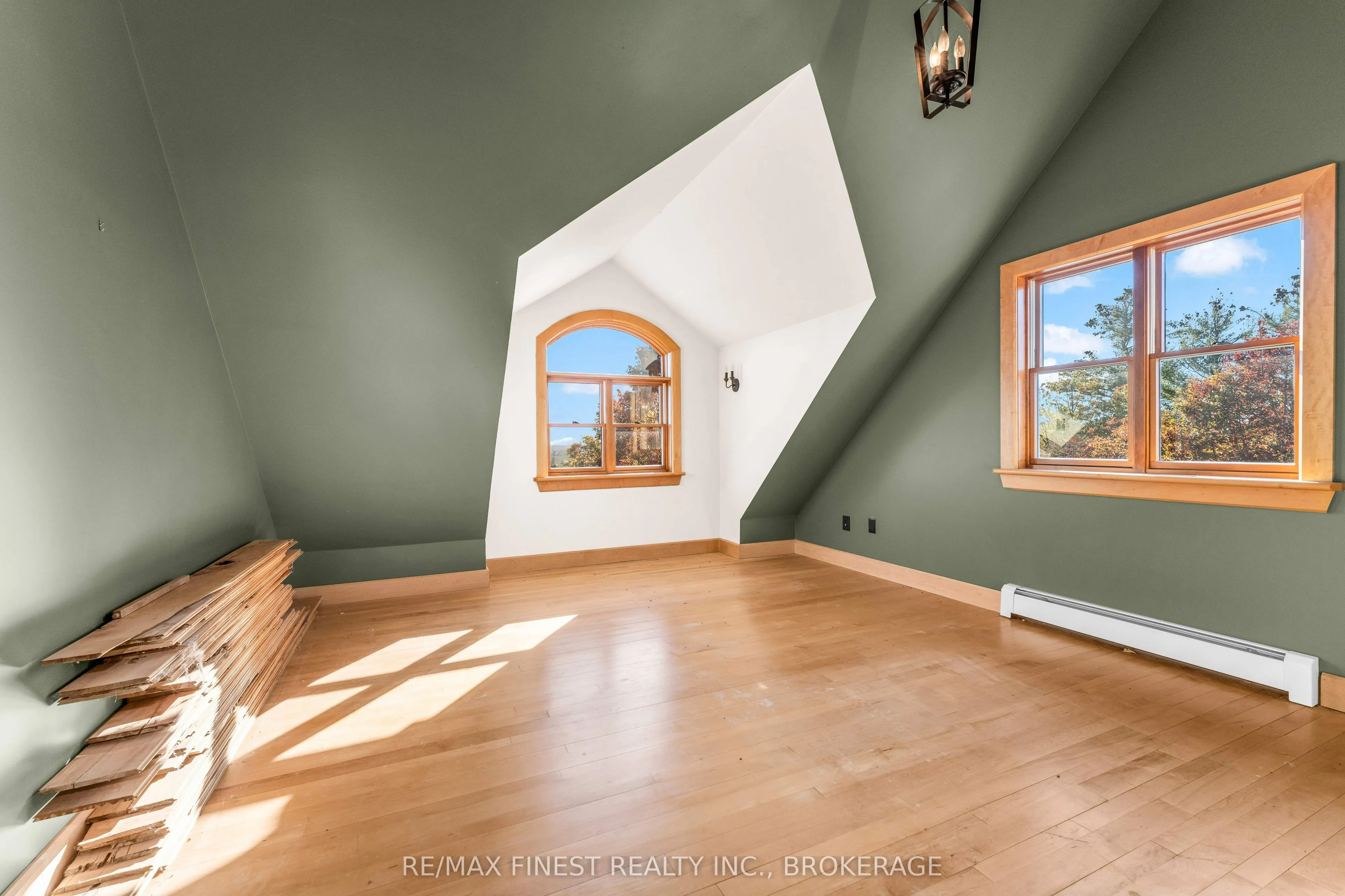 1035 Sweetfern Lane