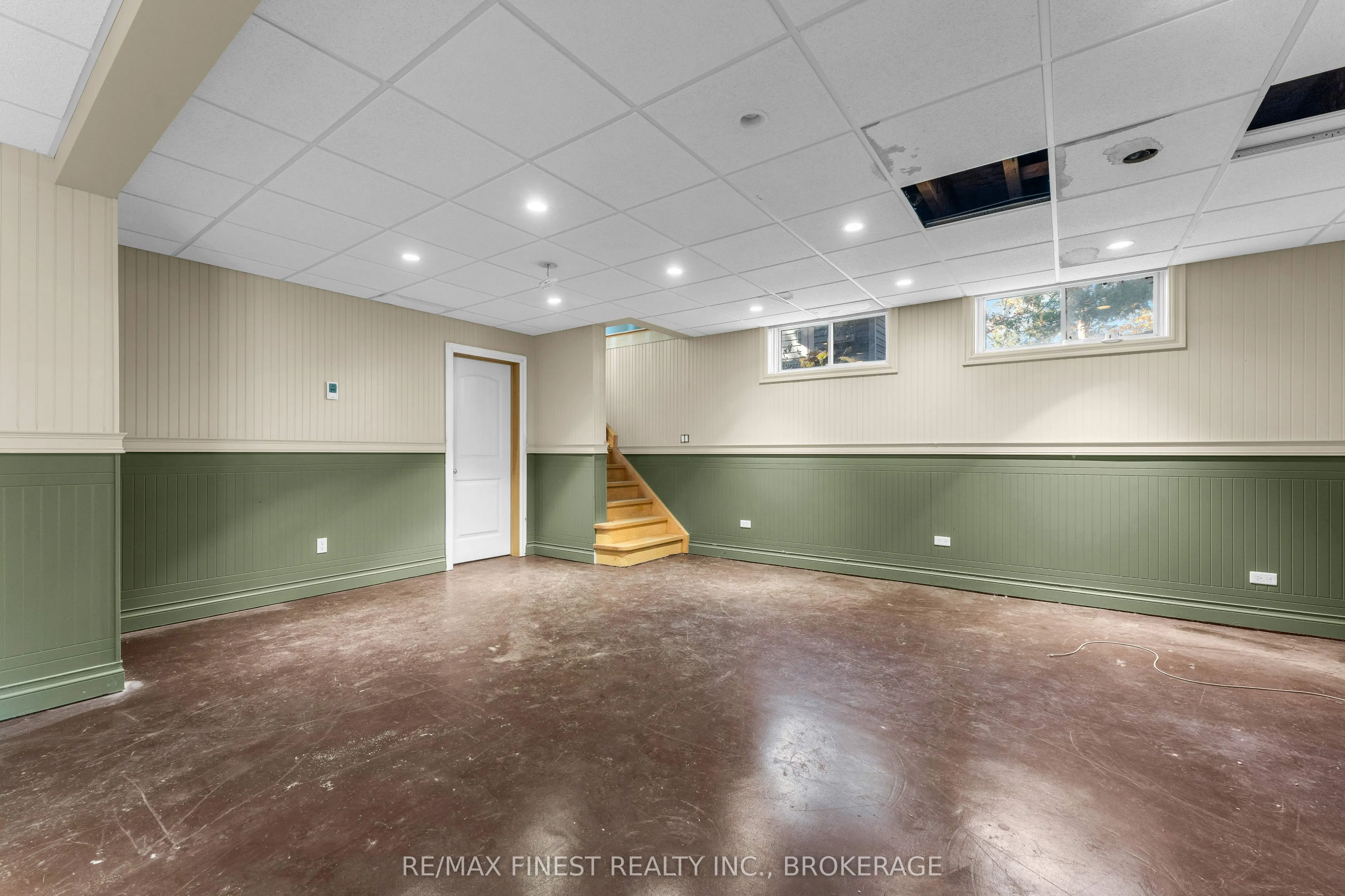 1035 Sweetfern Lane