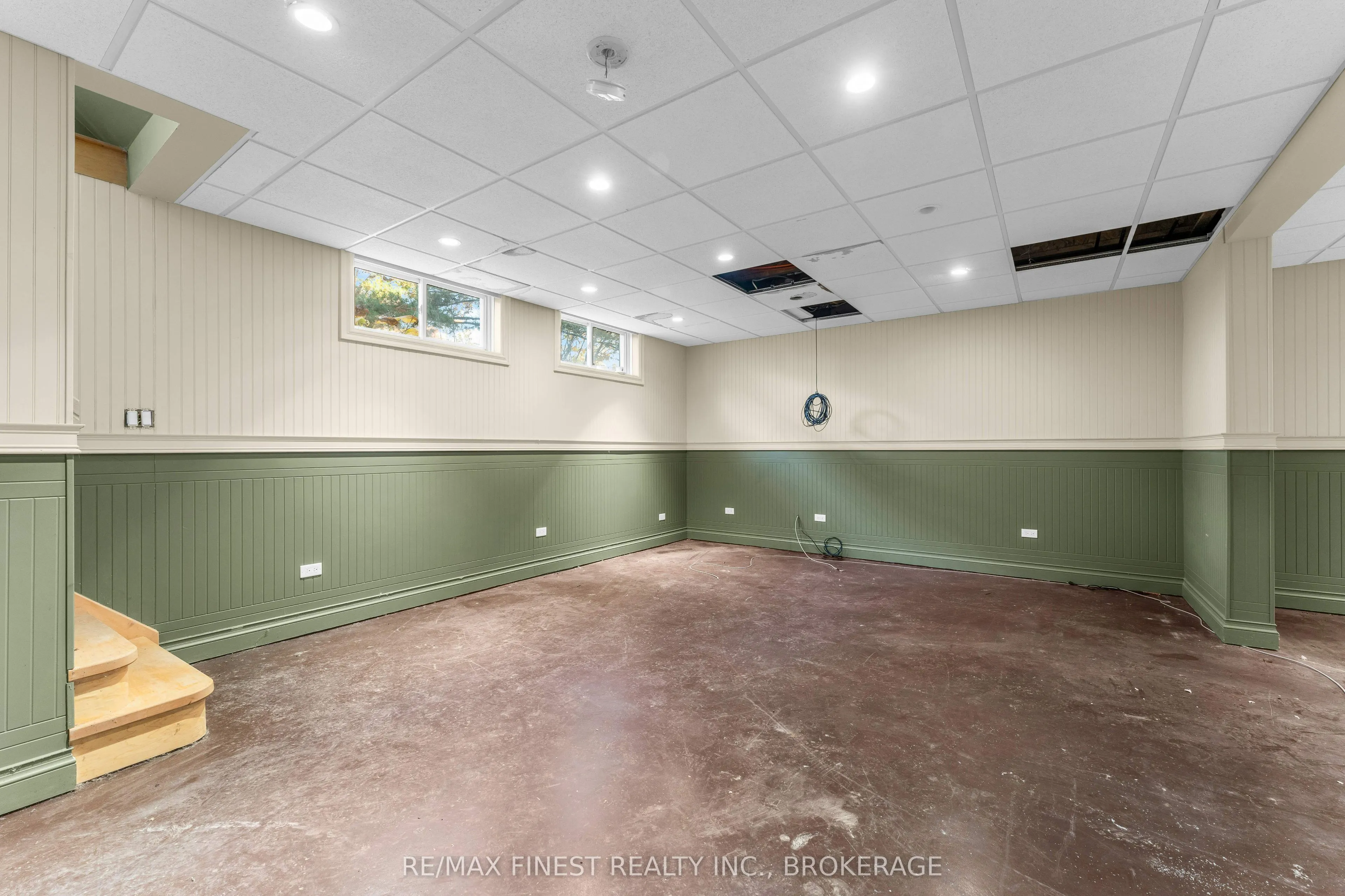 1035 Sweetfern Lane