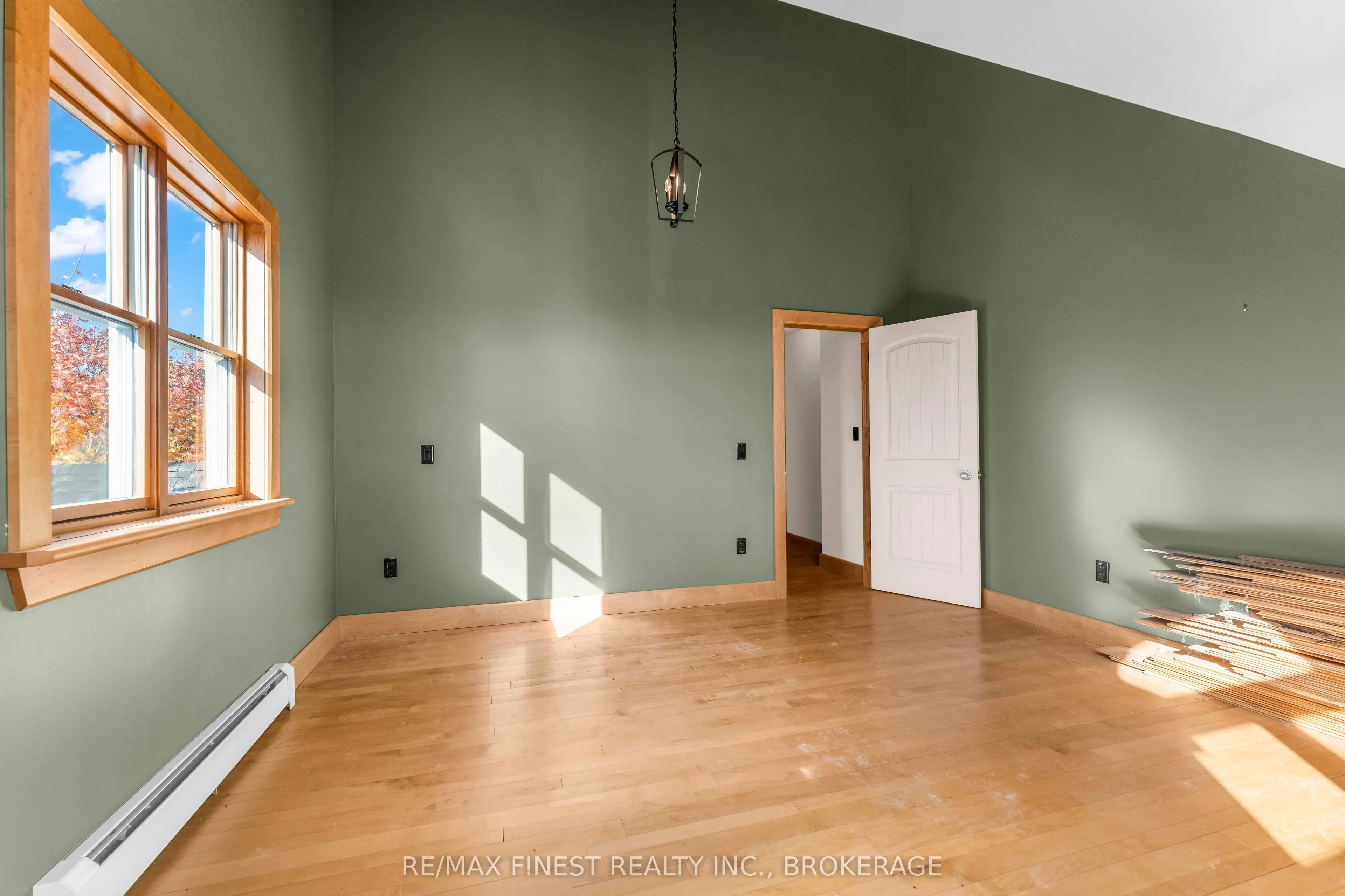 1035 Sweetfern Lane