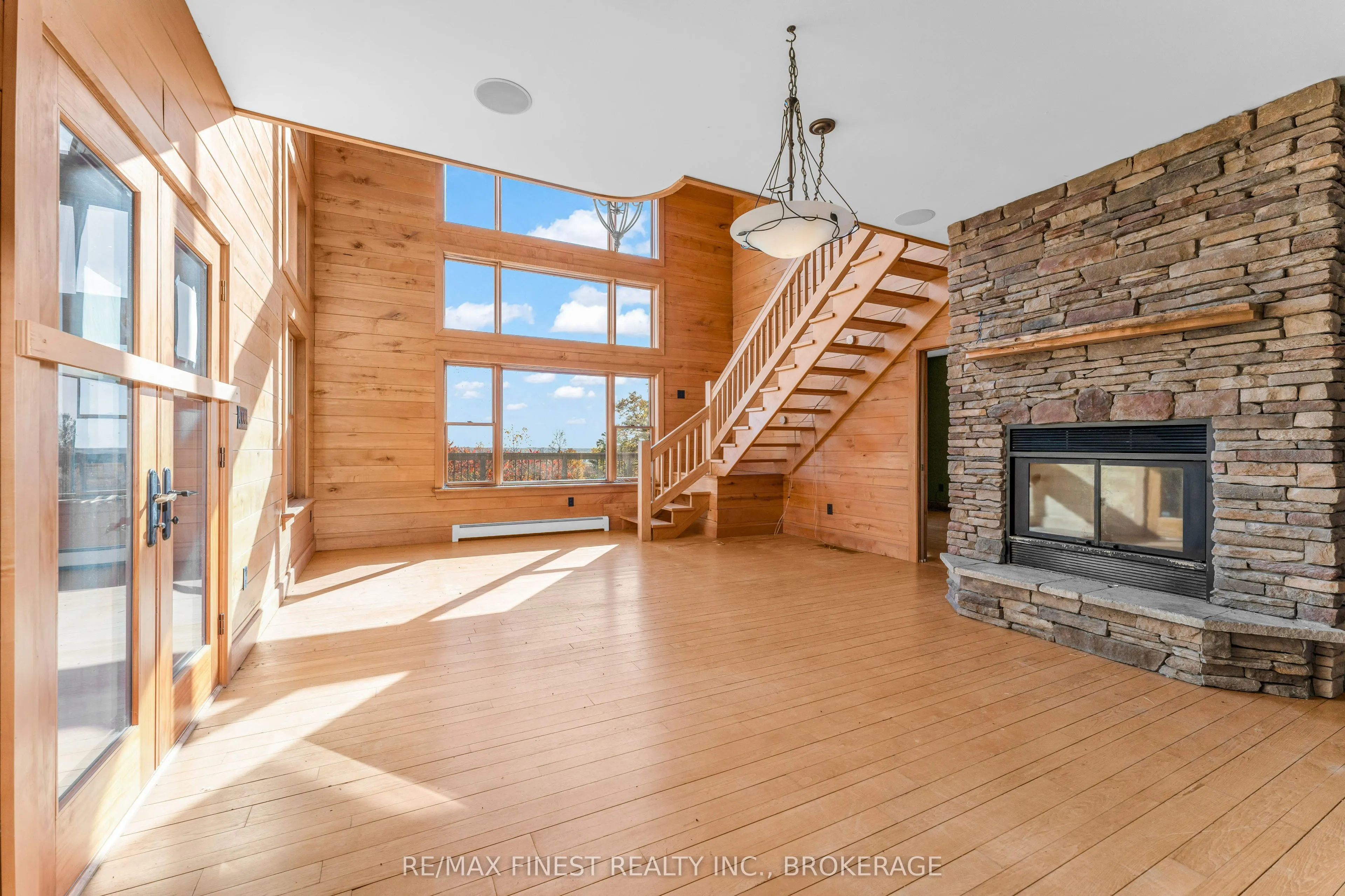 1035 Sweetfern Lane
