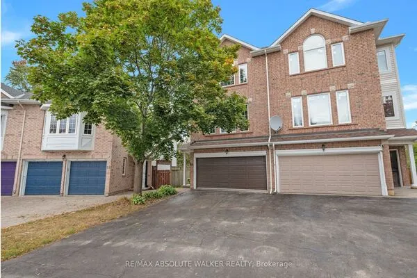 54 Castle Glen Crescent