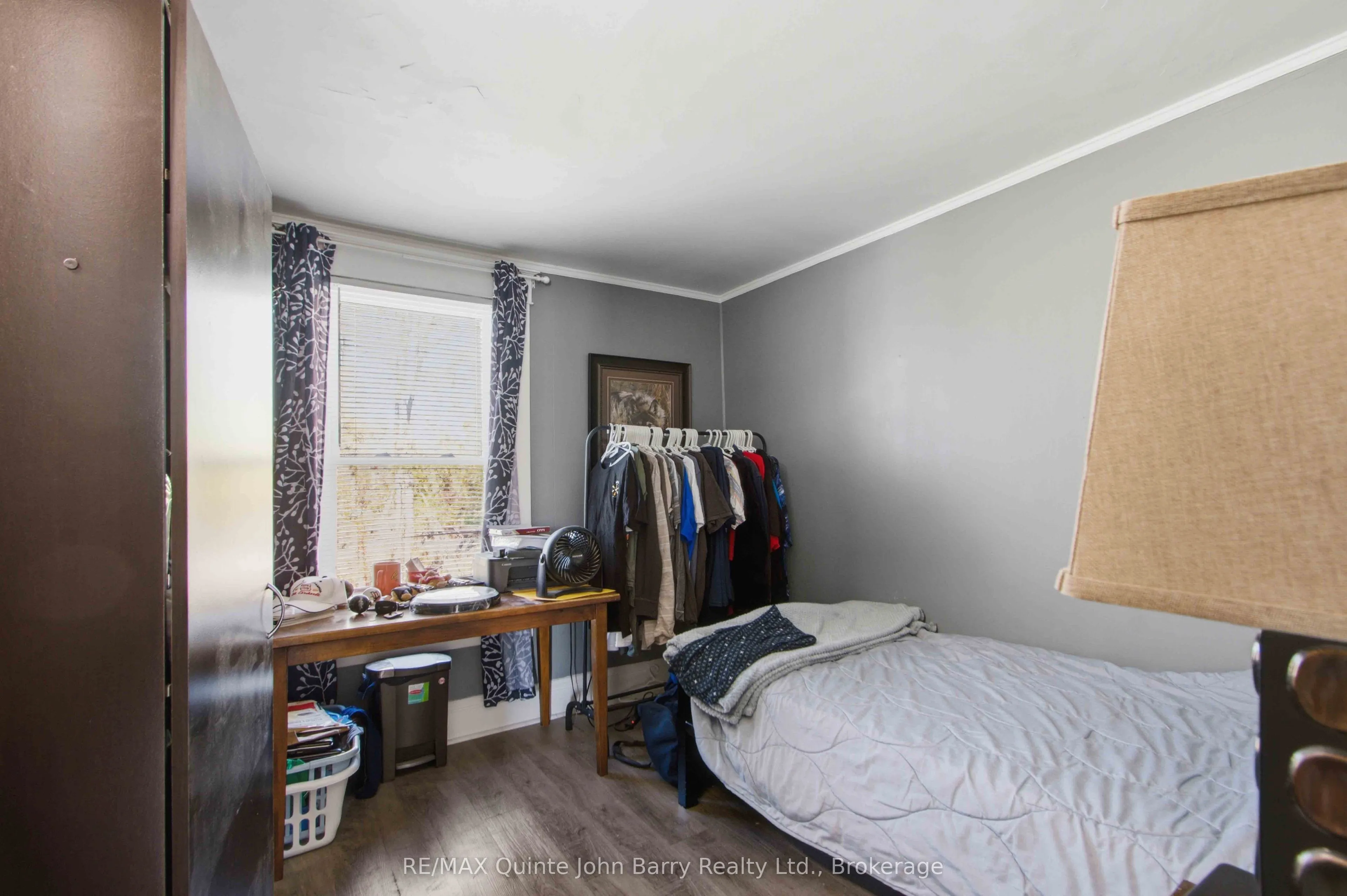 136 Moira Street E