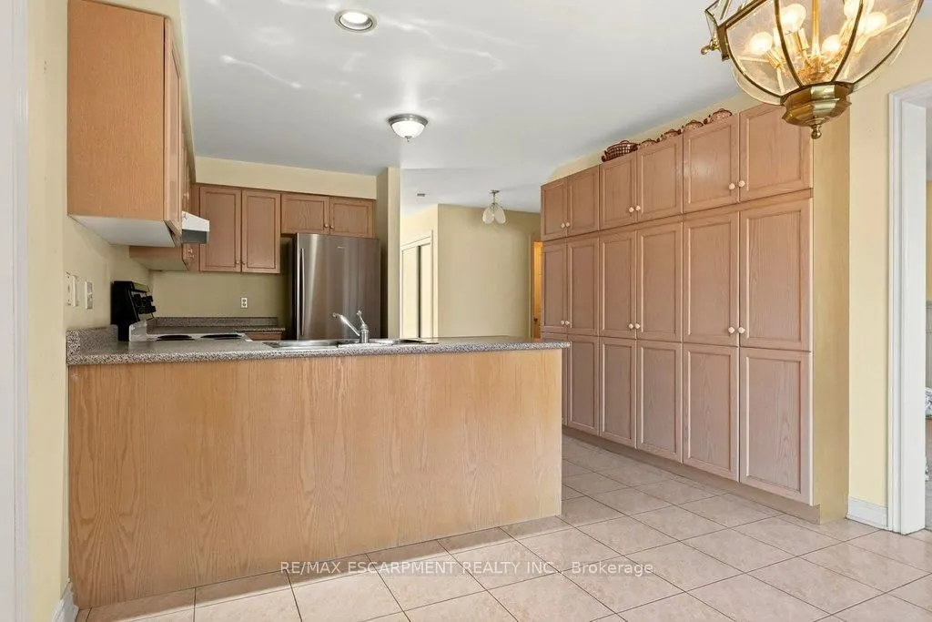13 Chianti Crescent
