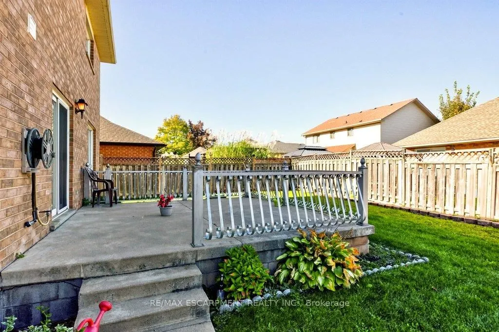 13 Chianti Crescent