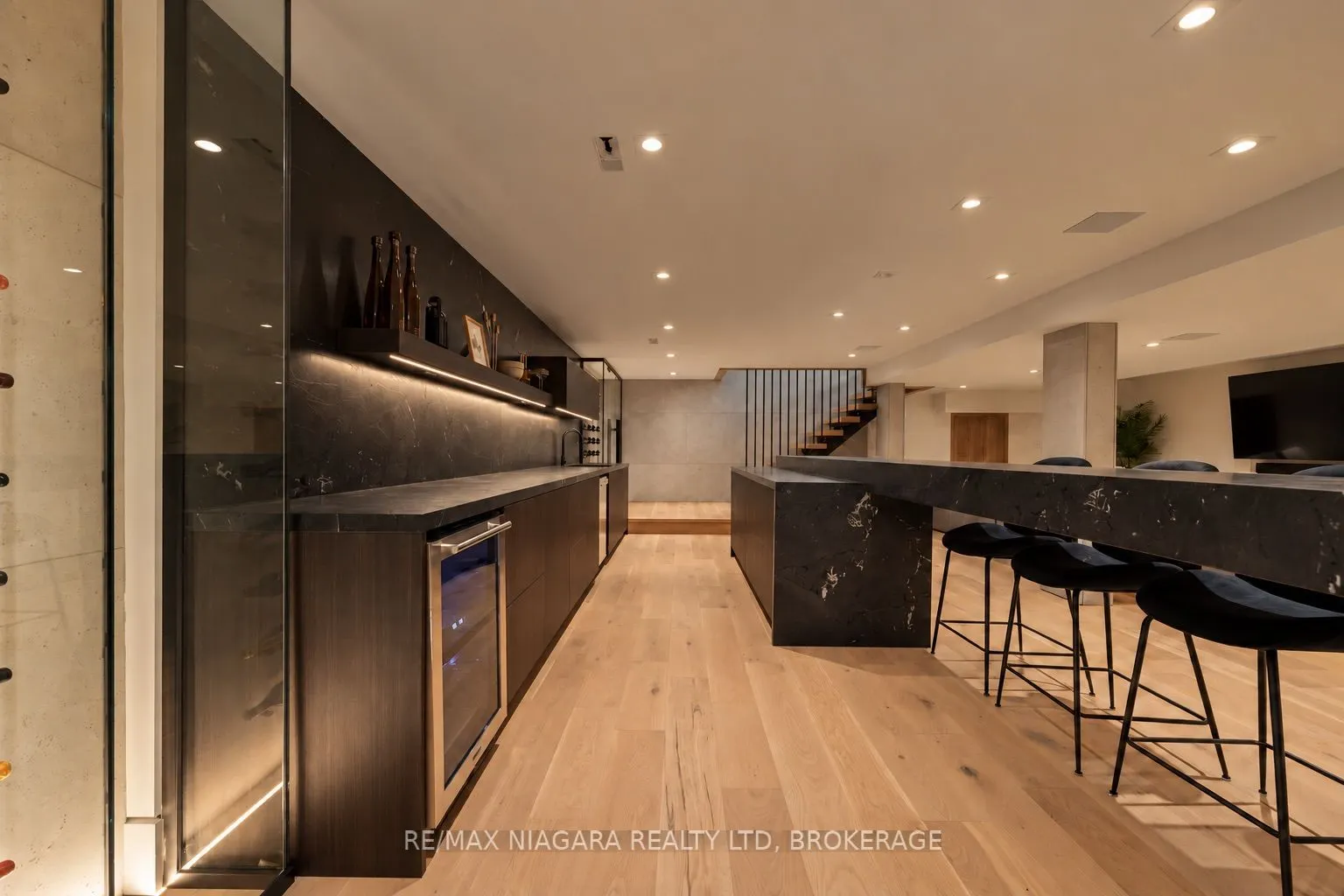 3551 CARDINAL Drive