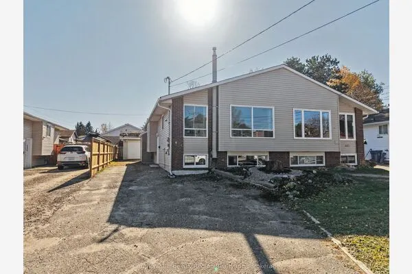 691 Robarts Avenue