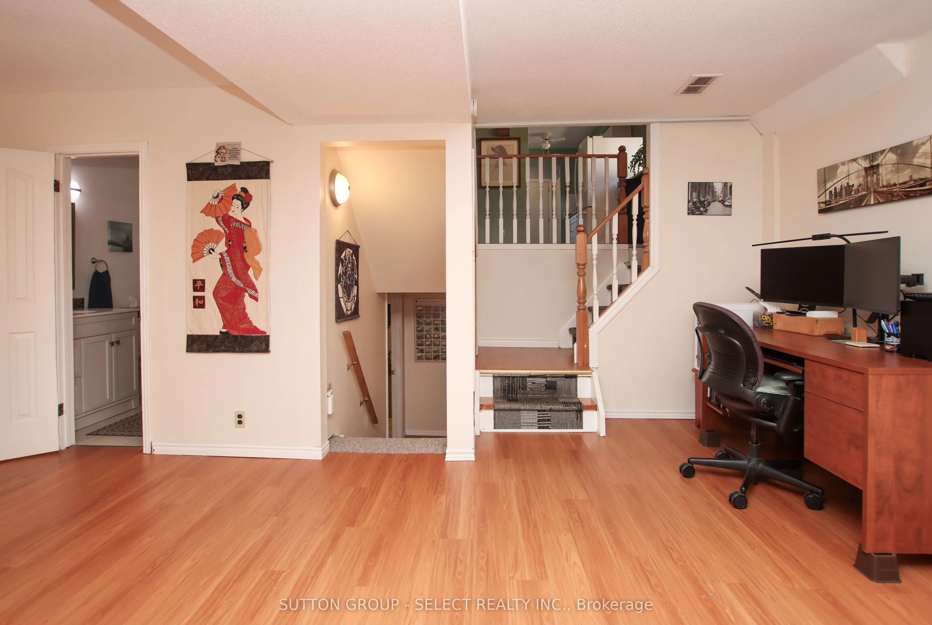 28 Corinth Court