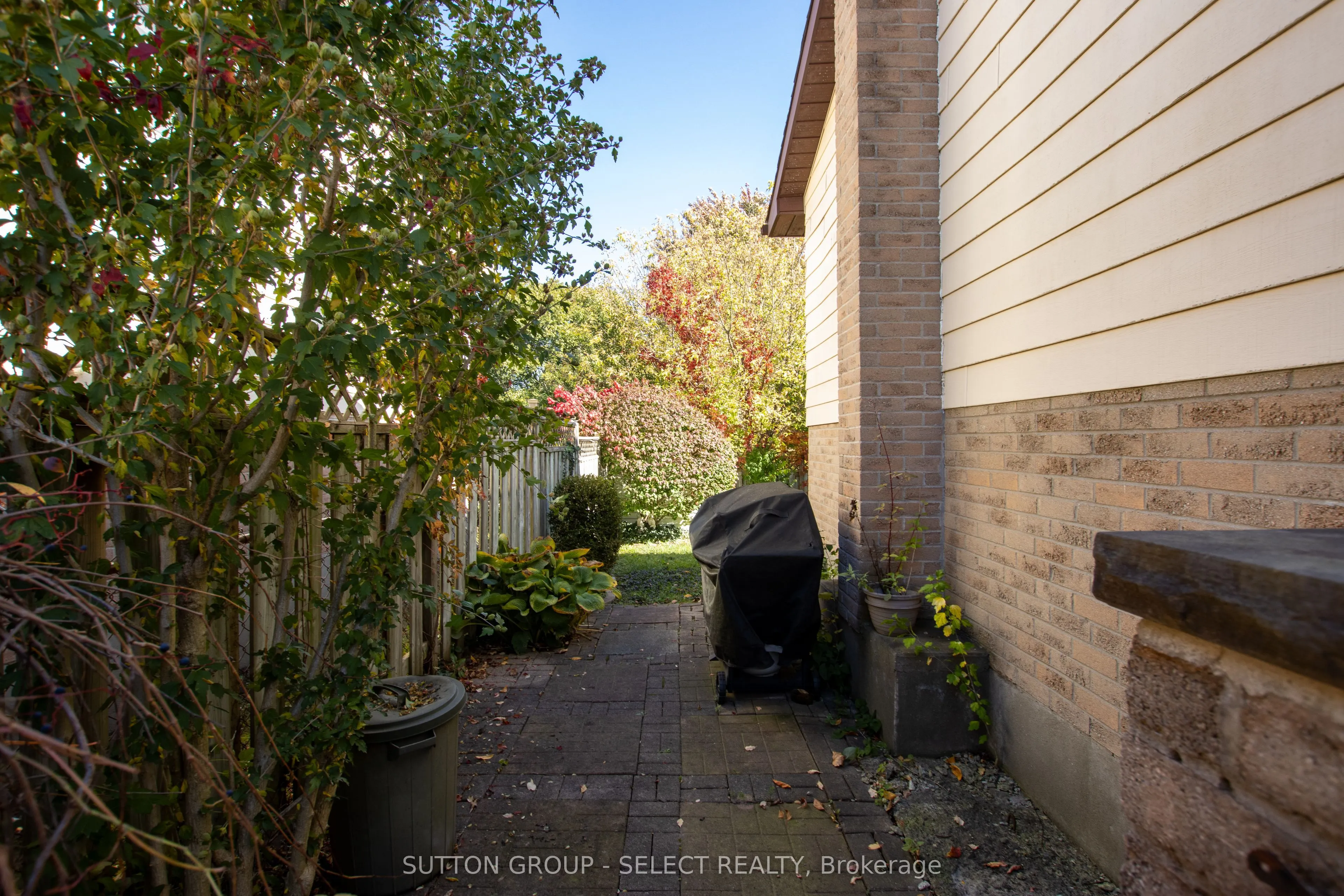 28 Corinth Court