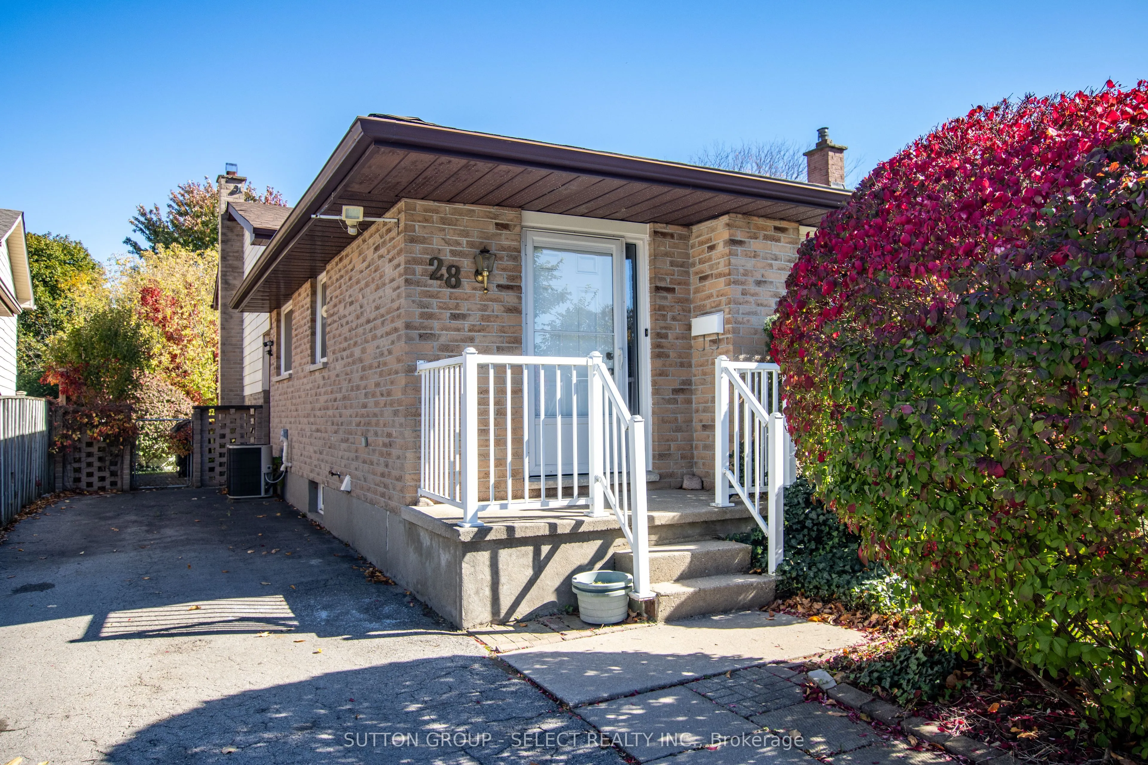28 Corinth Court