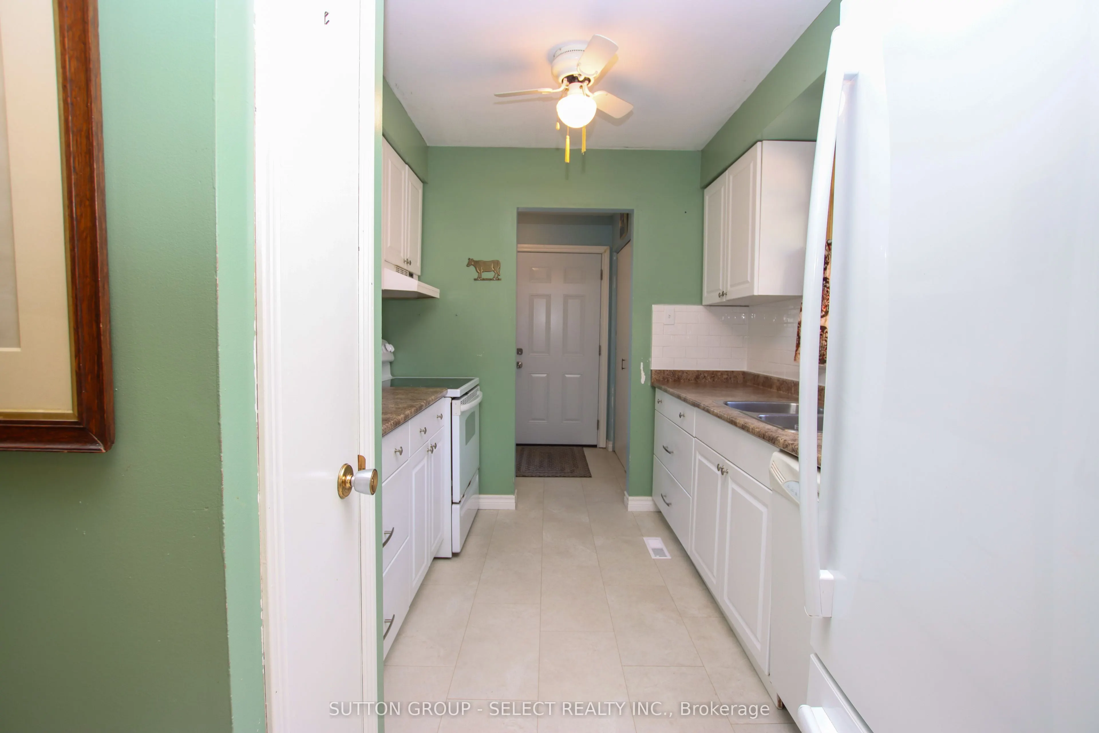 28 Corinth Court