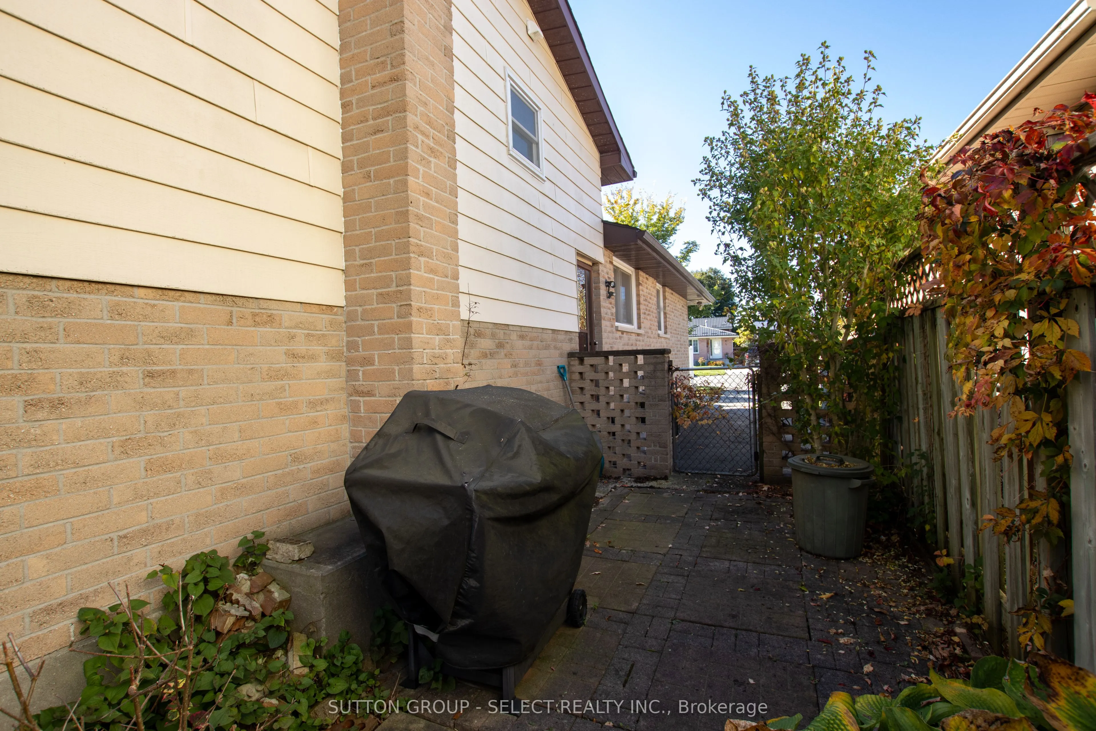 28 Corinth Court