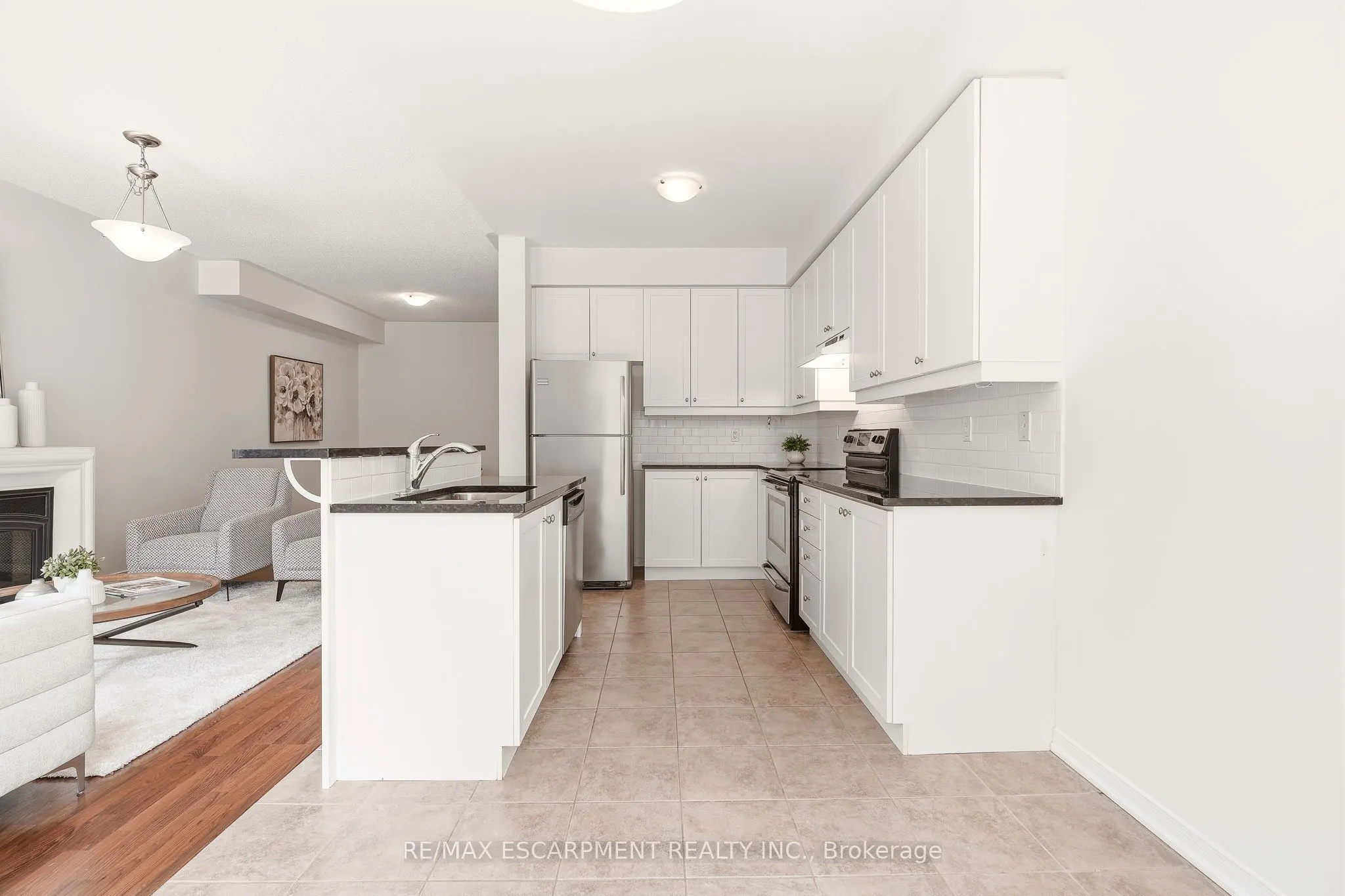 215 Nisbet Boulevard