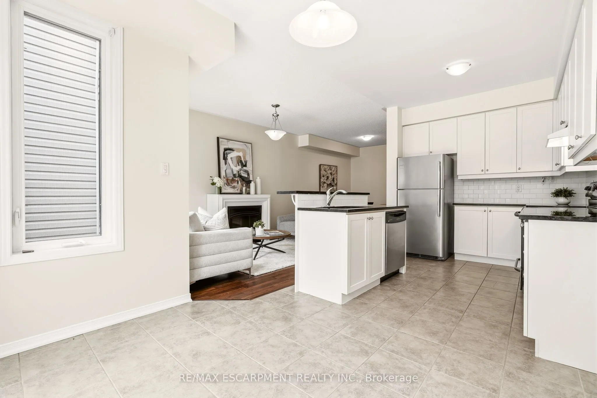 215 Nisbet Boulevard
