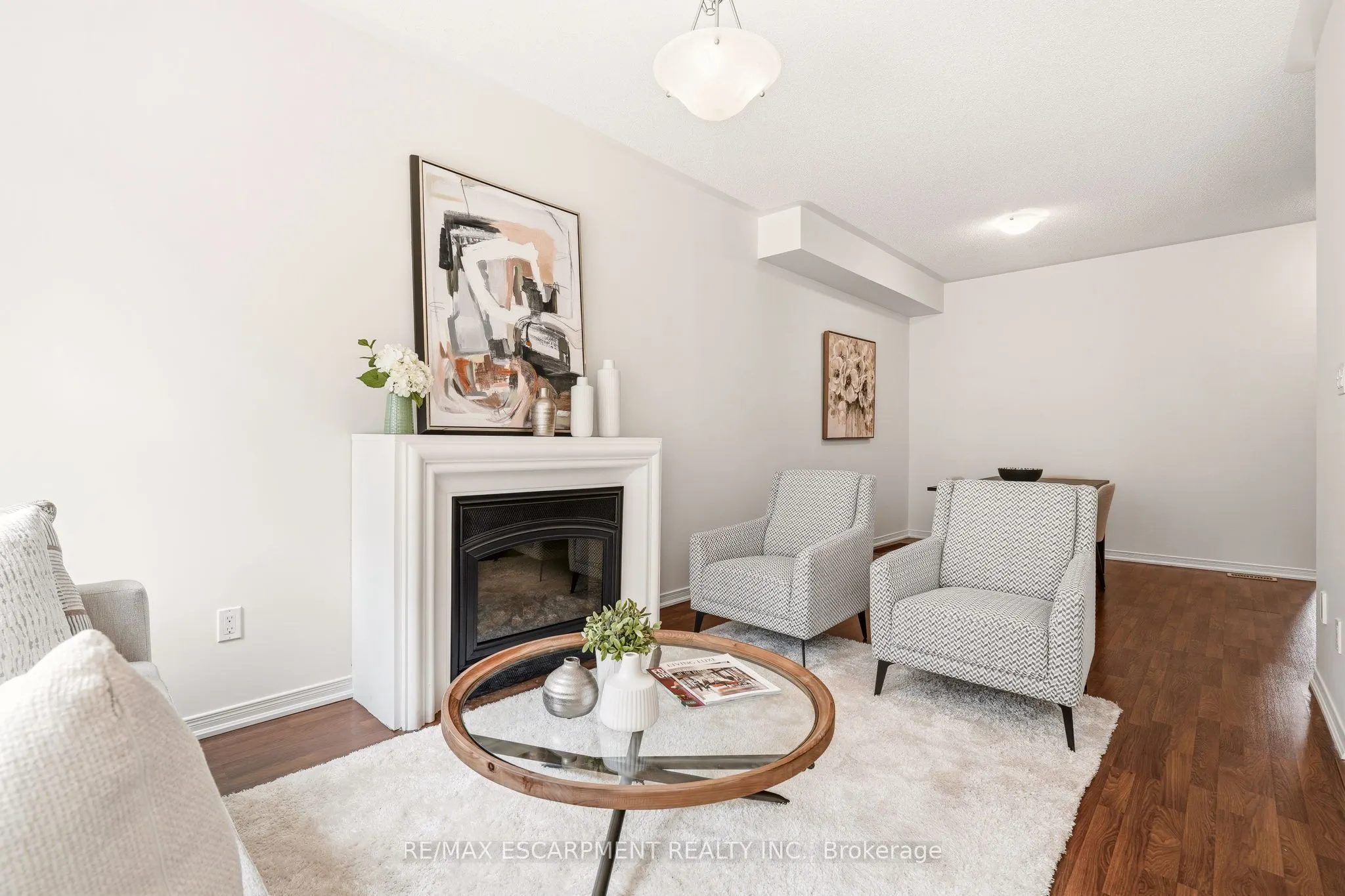 215 Nisbet Boulevard