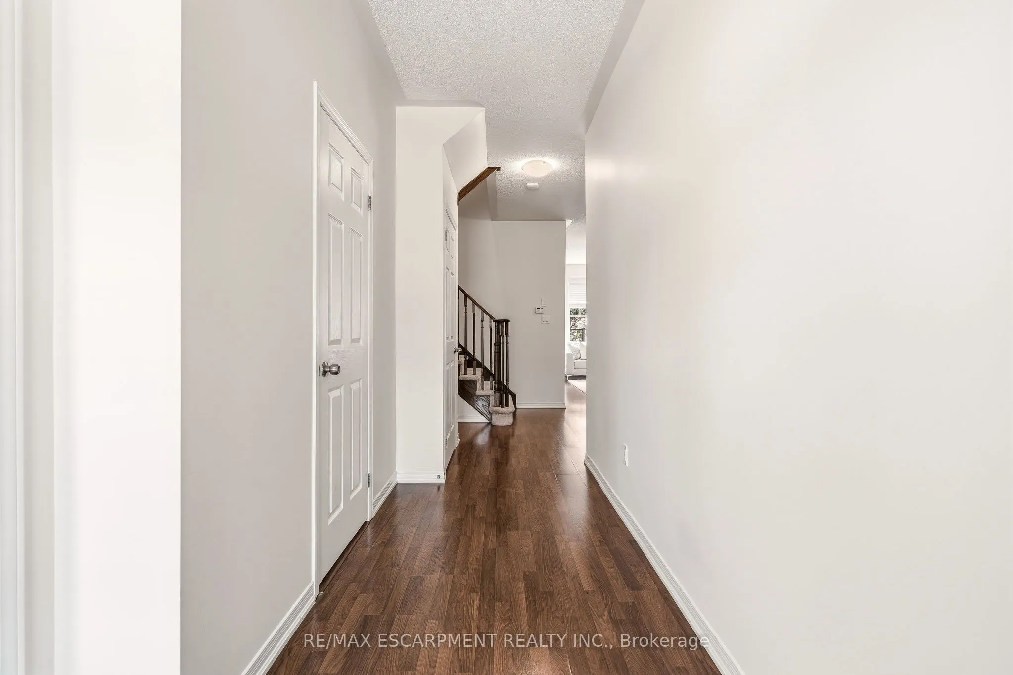 215 Nisbet Boulevard