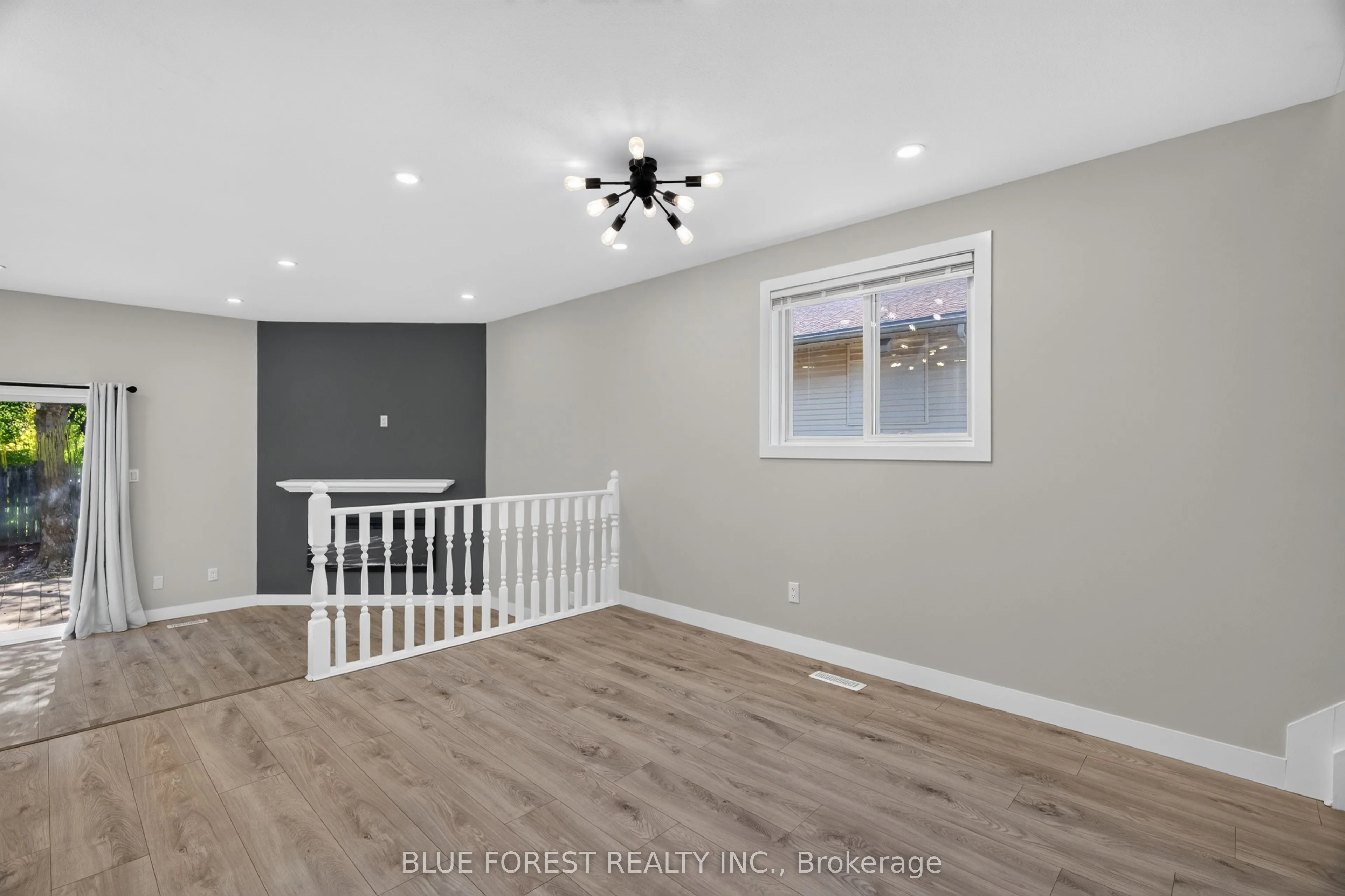 1048 Mahogany Road