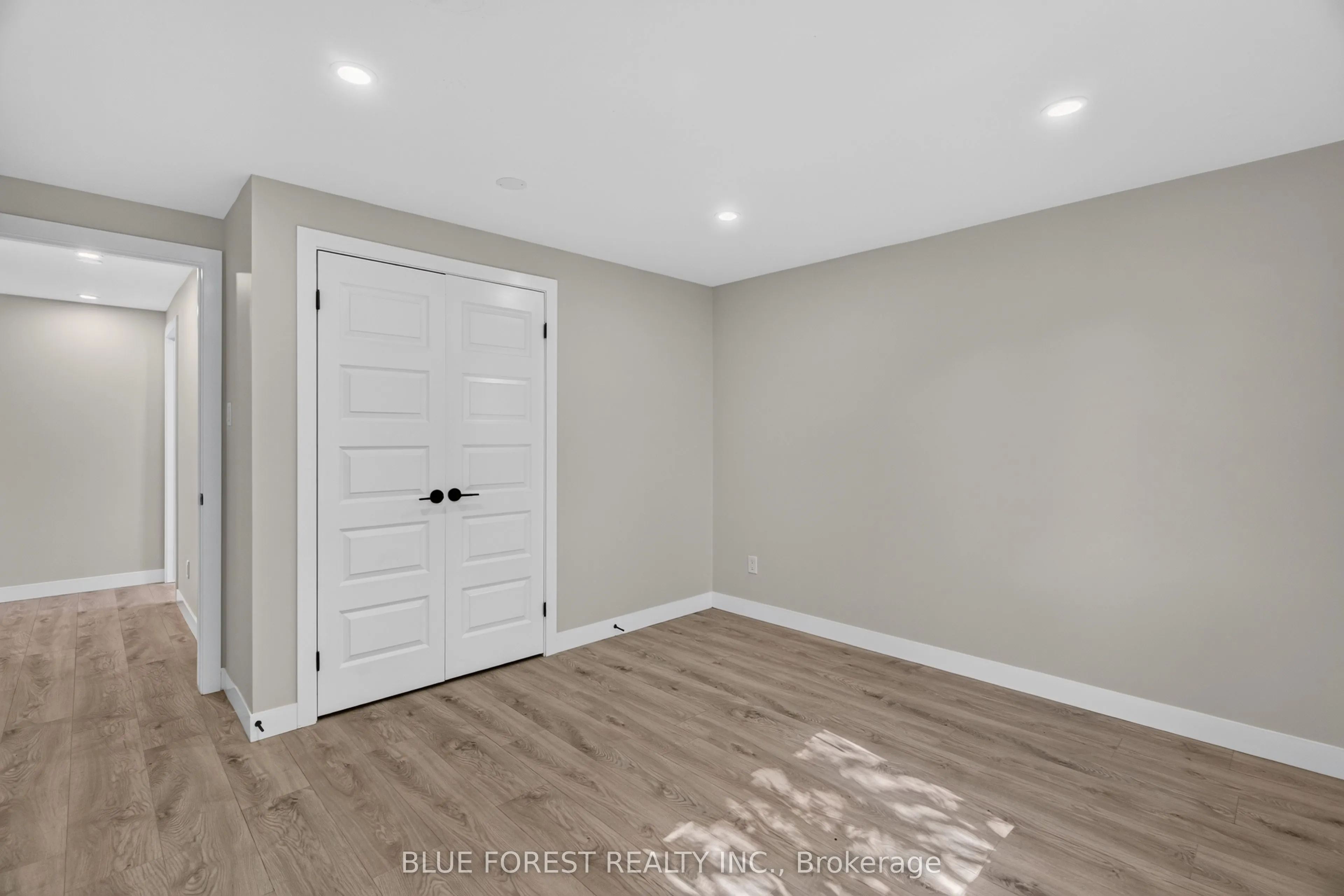 1048 Mahogany Road