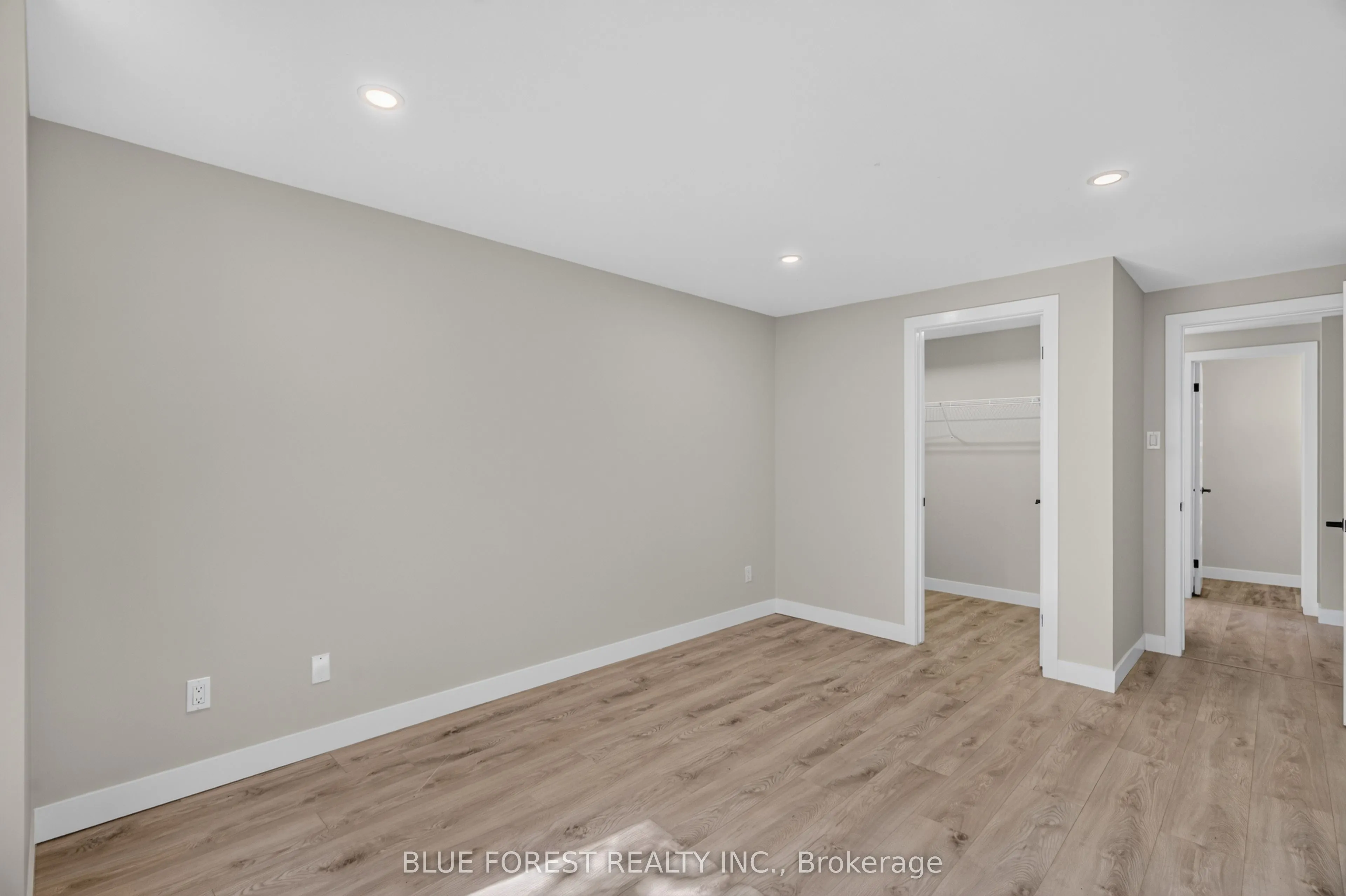 1048 Mahogany Road